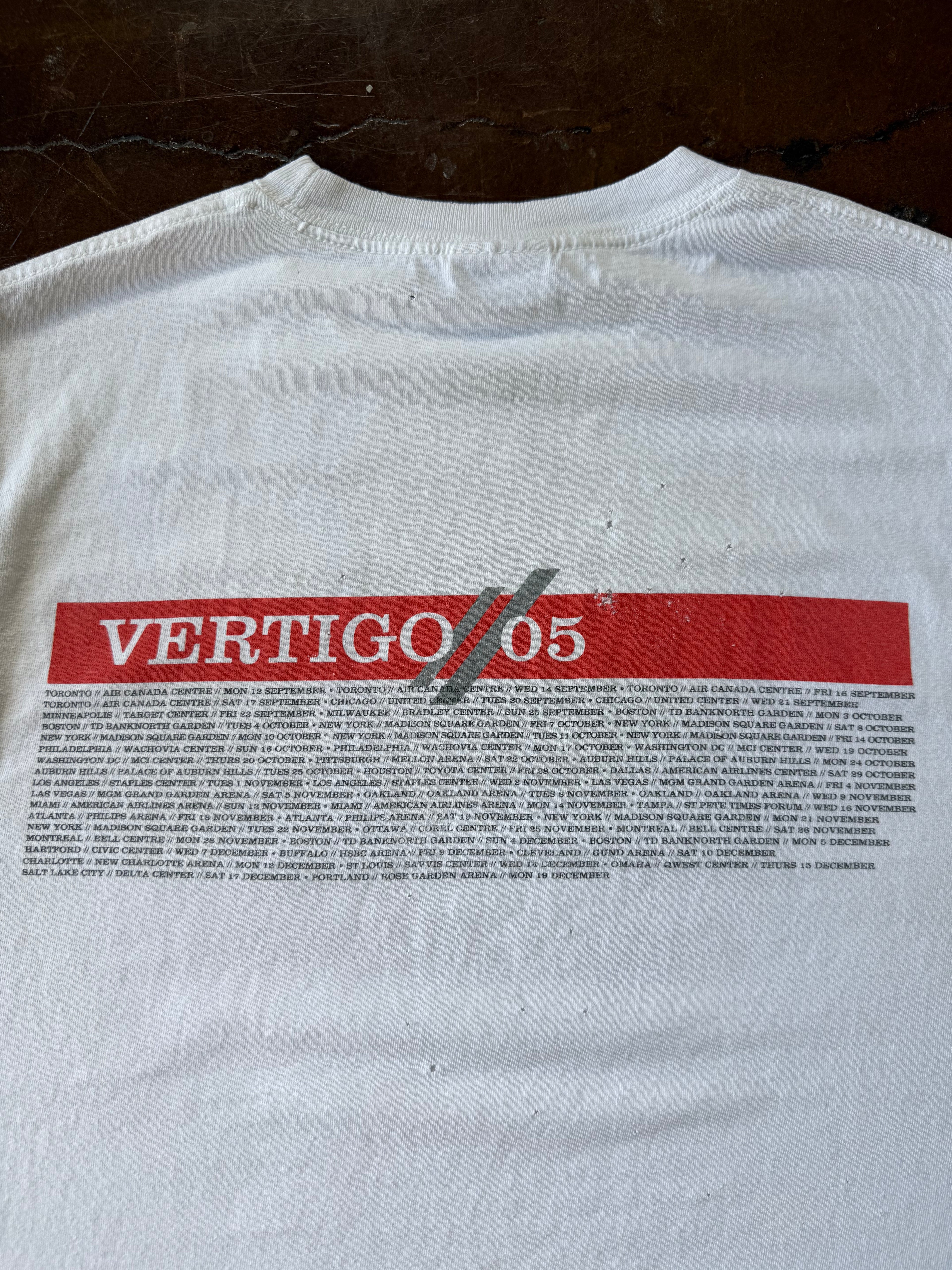 2005 lightly distressed U2 "vertigo" band shirt (MEDIUM)