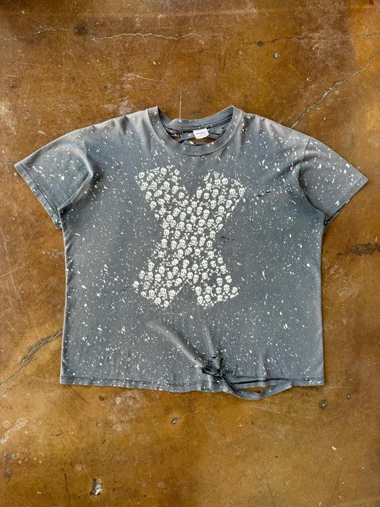 90s faded & distressed X "skull pile" shirt (XL)