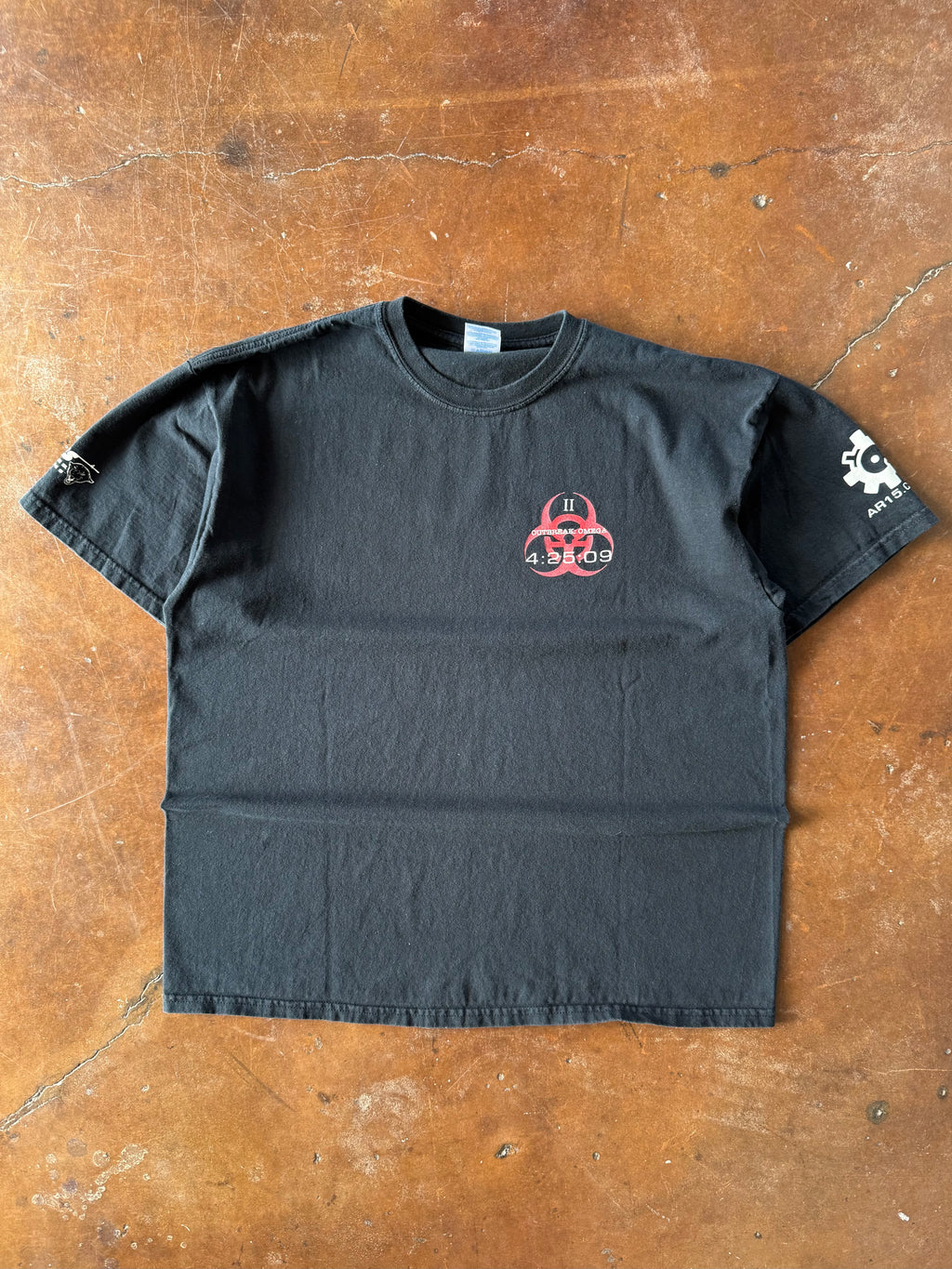 2009 Outbreak Omega PC video game shirt (XL)