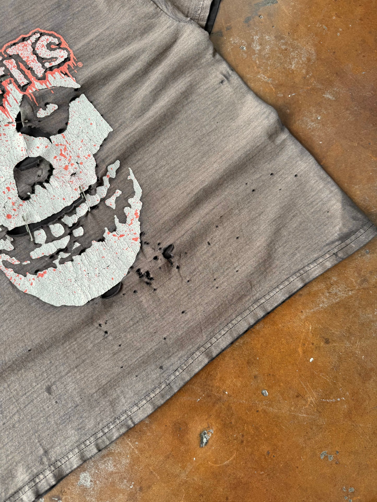 2000s faded & distressed Misfits "blood ghost fiend" shirt (XL)