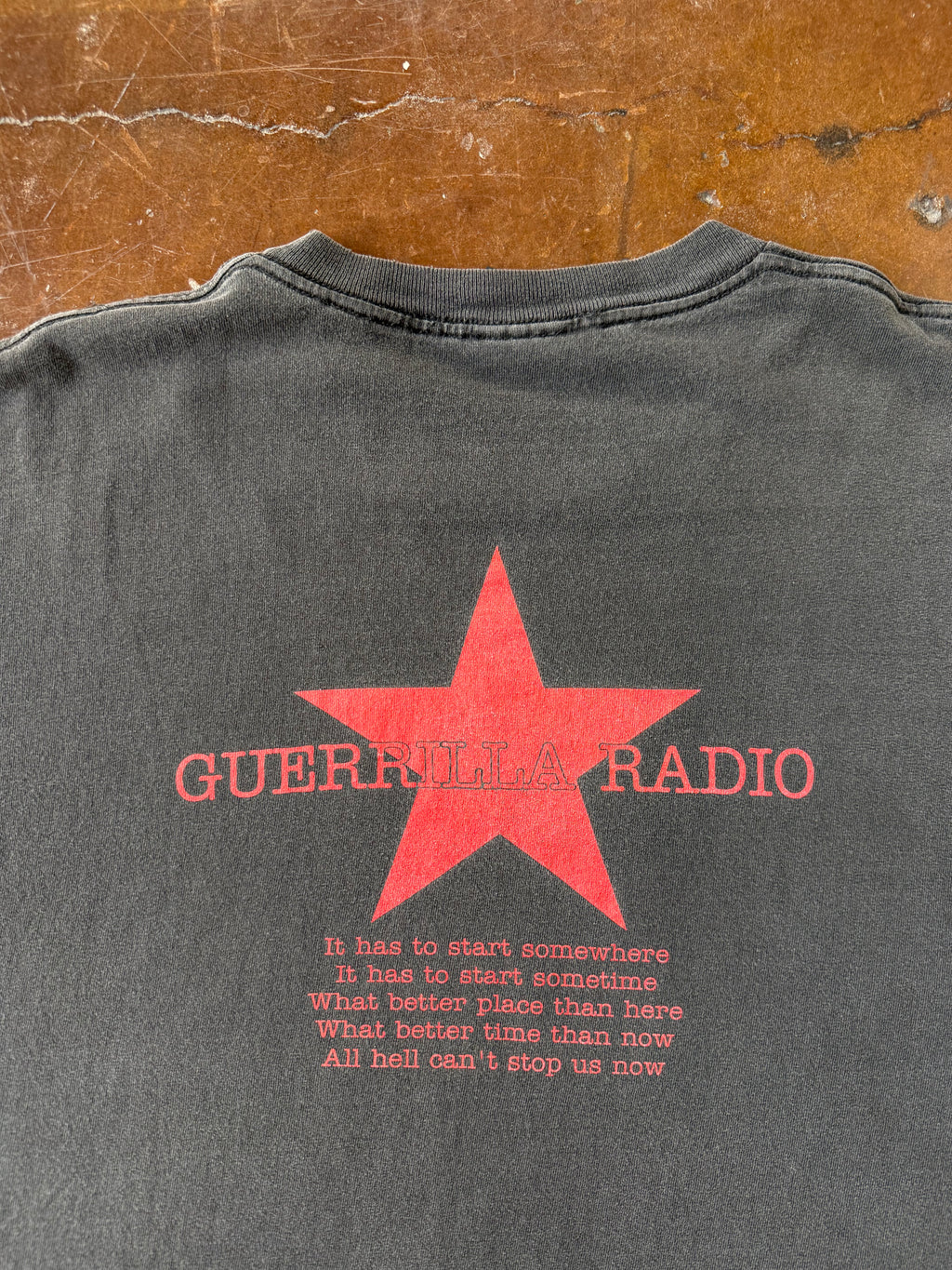 90s lightly faded Rage Against the Machine "guerilla radio" band shirt (XL)