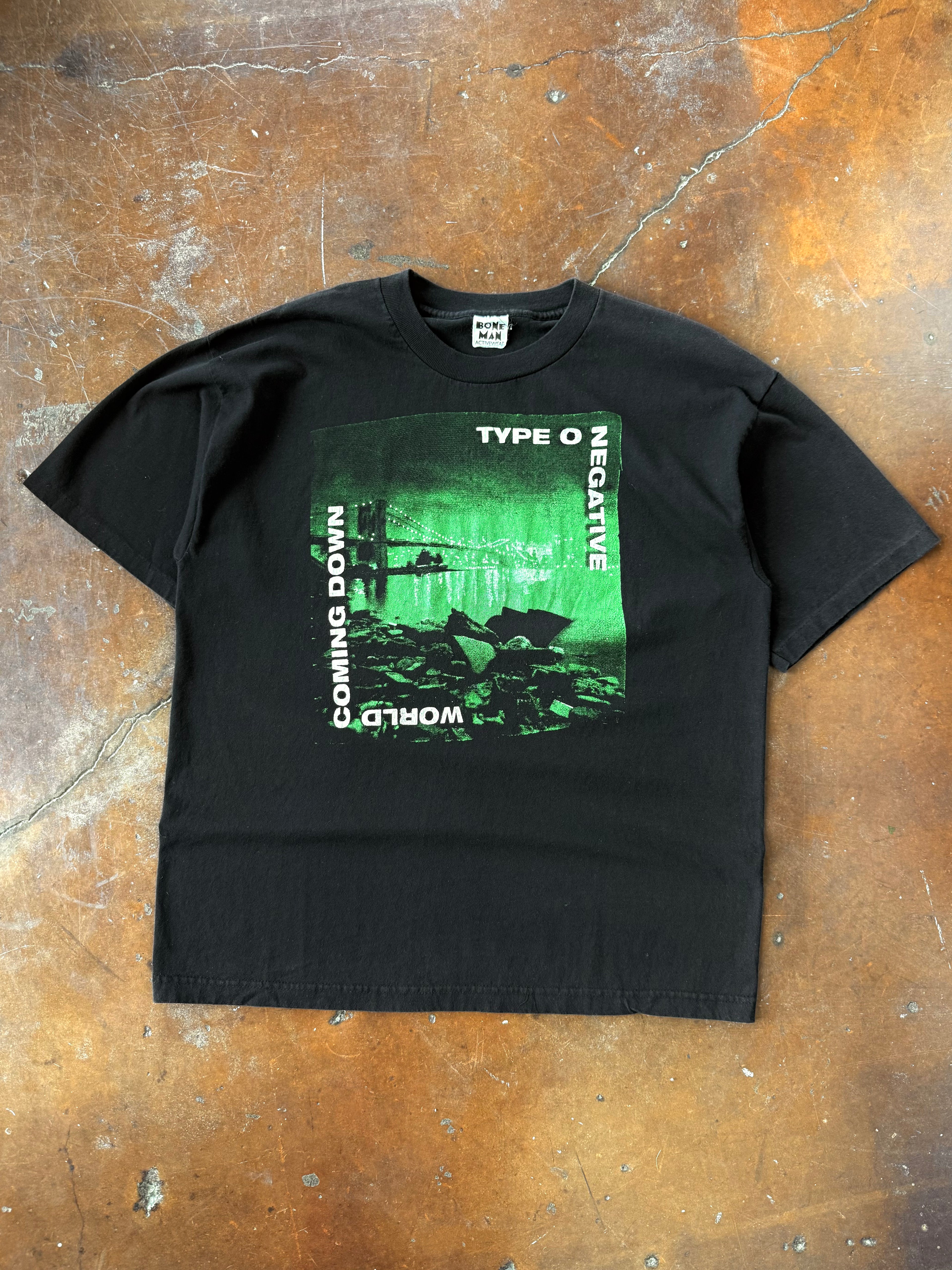 90s Type O Negative "world coming down" bootleg band shirt (XL)