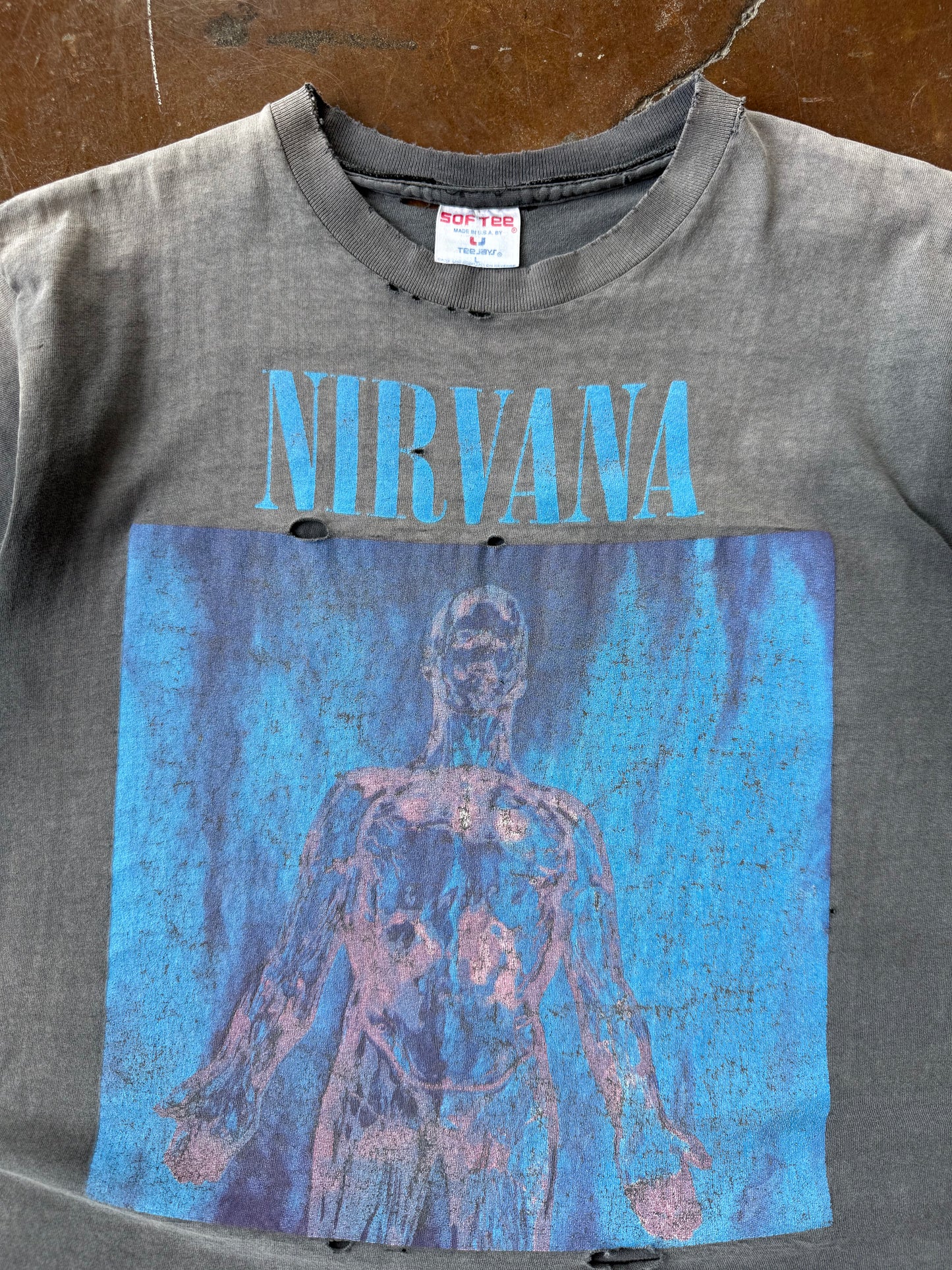 90s faded & distressed Nirvana "sliver" band shirt (LARGE)
