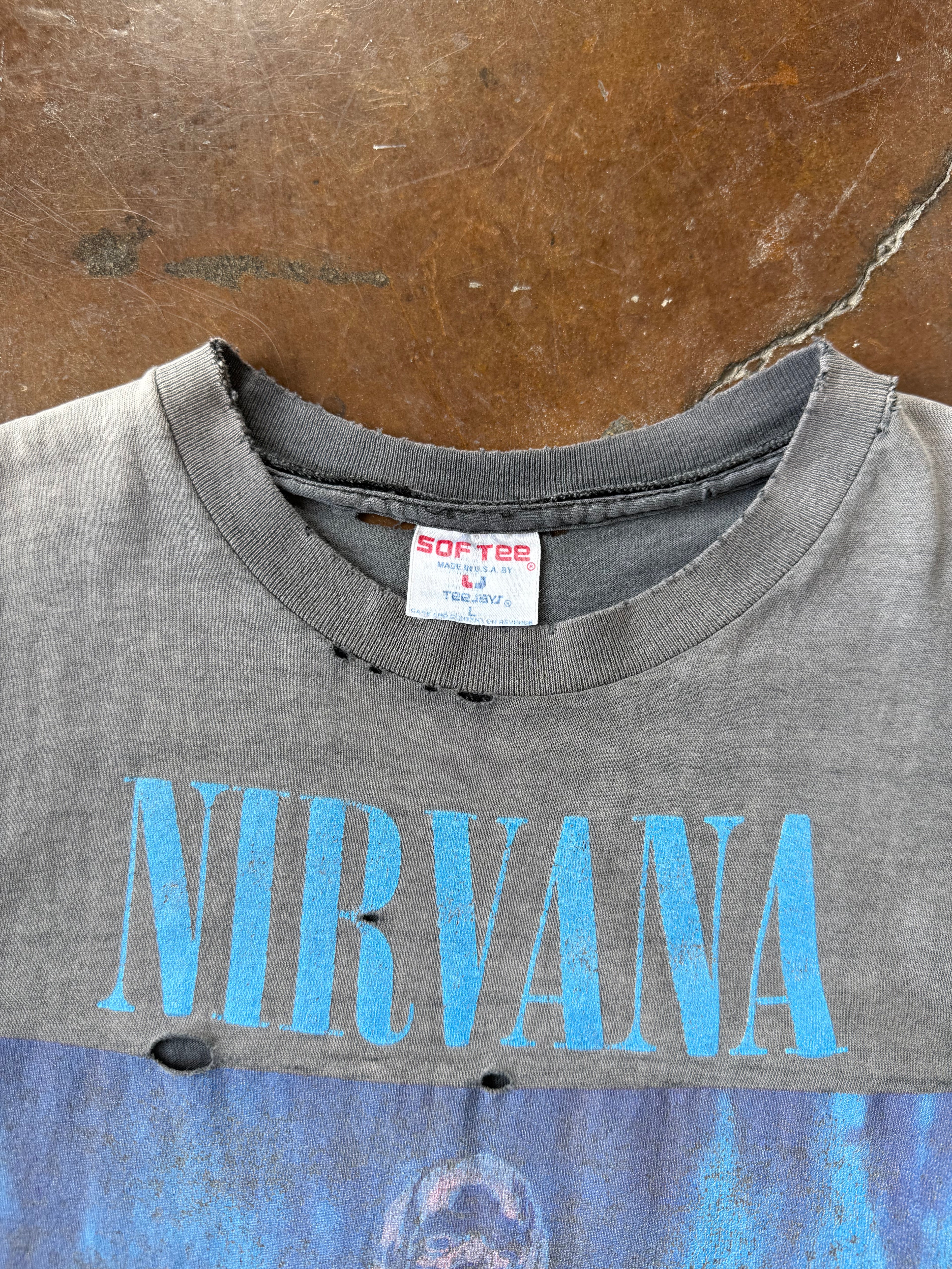 90s faded & distressed Nirvana "sliver" band shirt (LARGE)