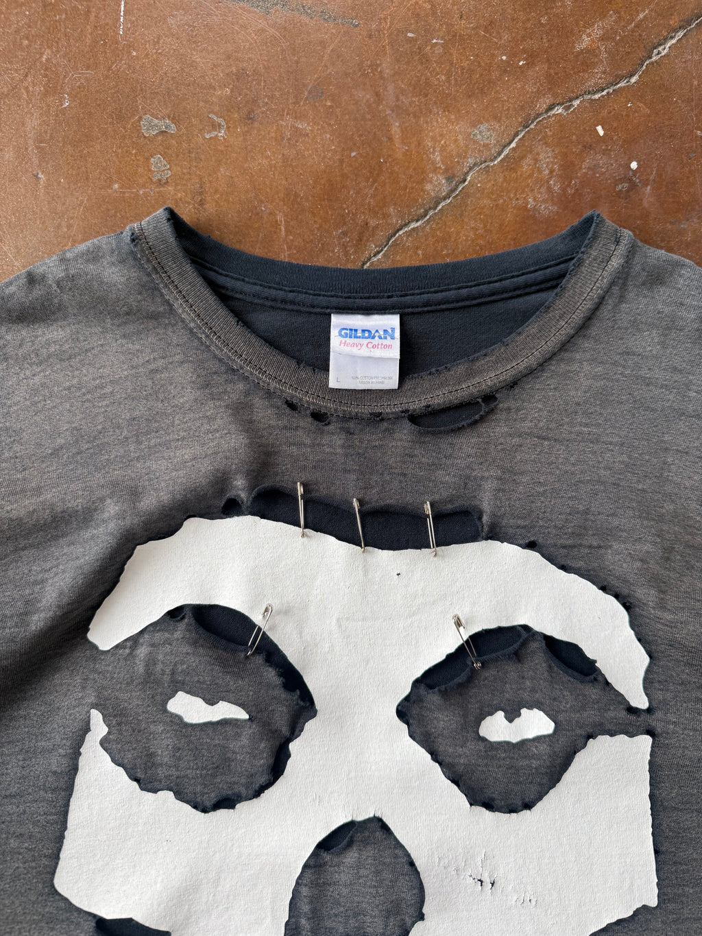 2009 faded & distressed Misfits "ghost fiend" band shirt (LARGE)