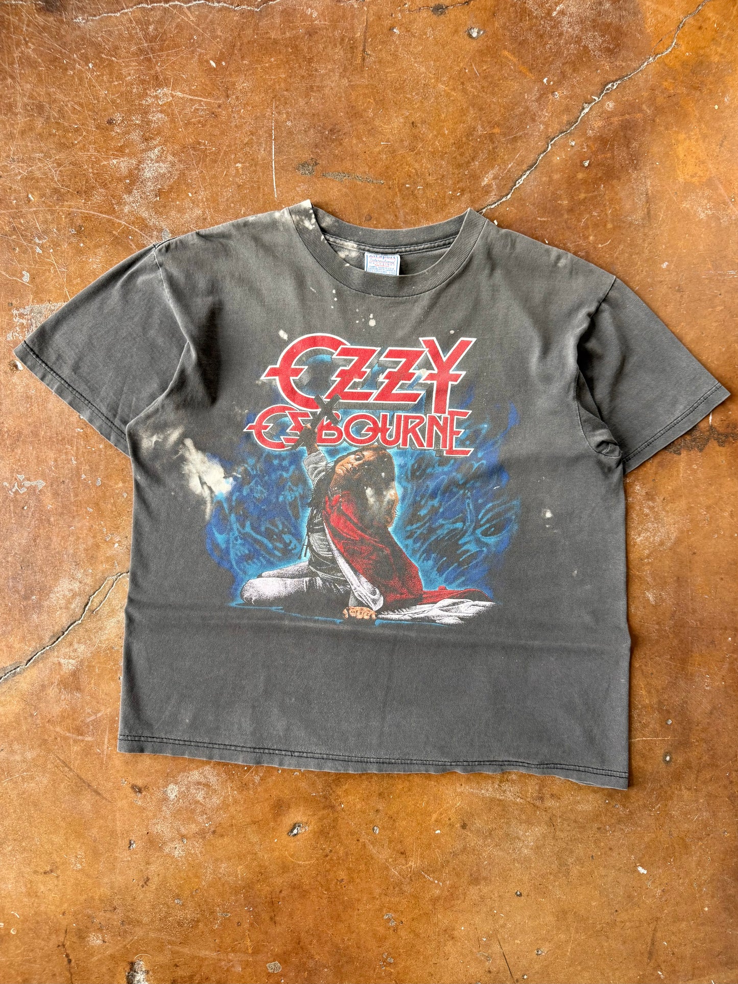 90s faded Ozzy Osbourne "blizzard of oz" band shirt (LARGE)