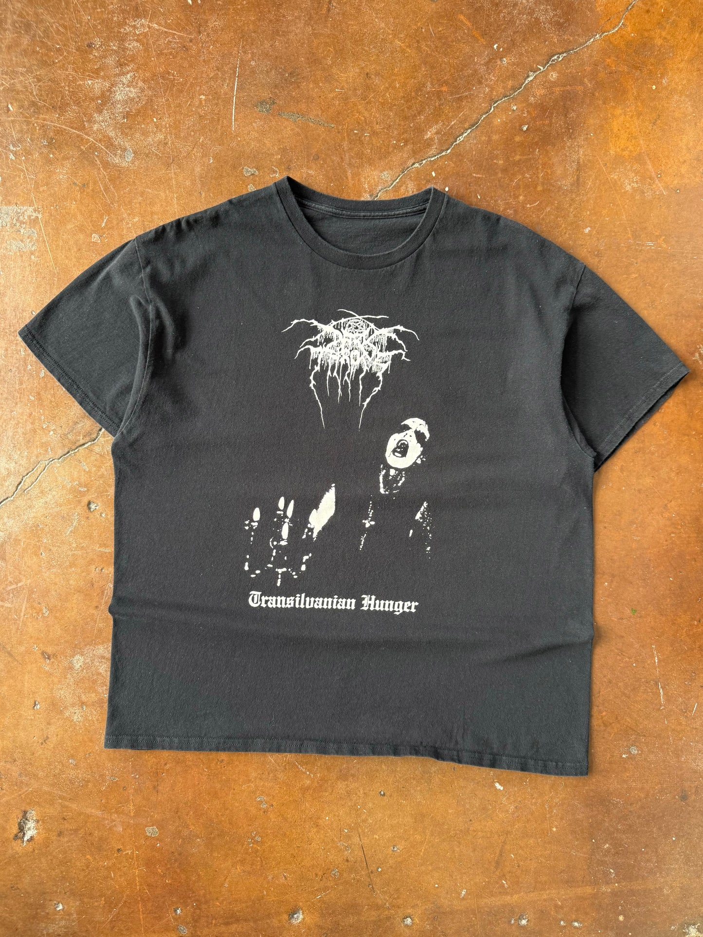 2000s Dark Throne "transilvanian hunger" band shirt (XL)