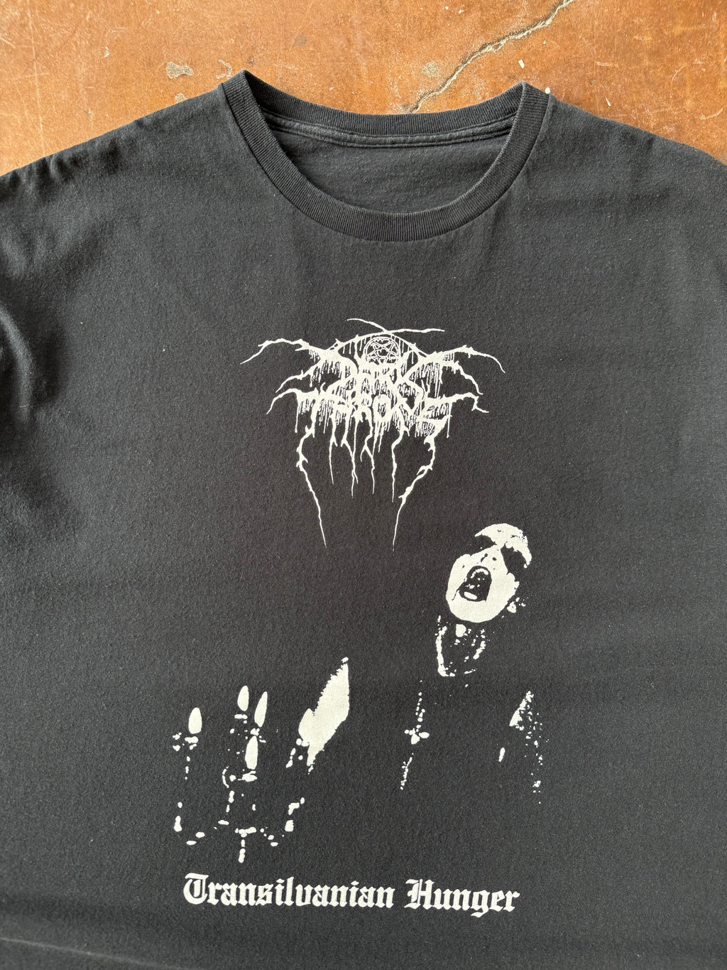 2000s Dark Throne "transilvanian hunger" band shirt (XL)