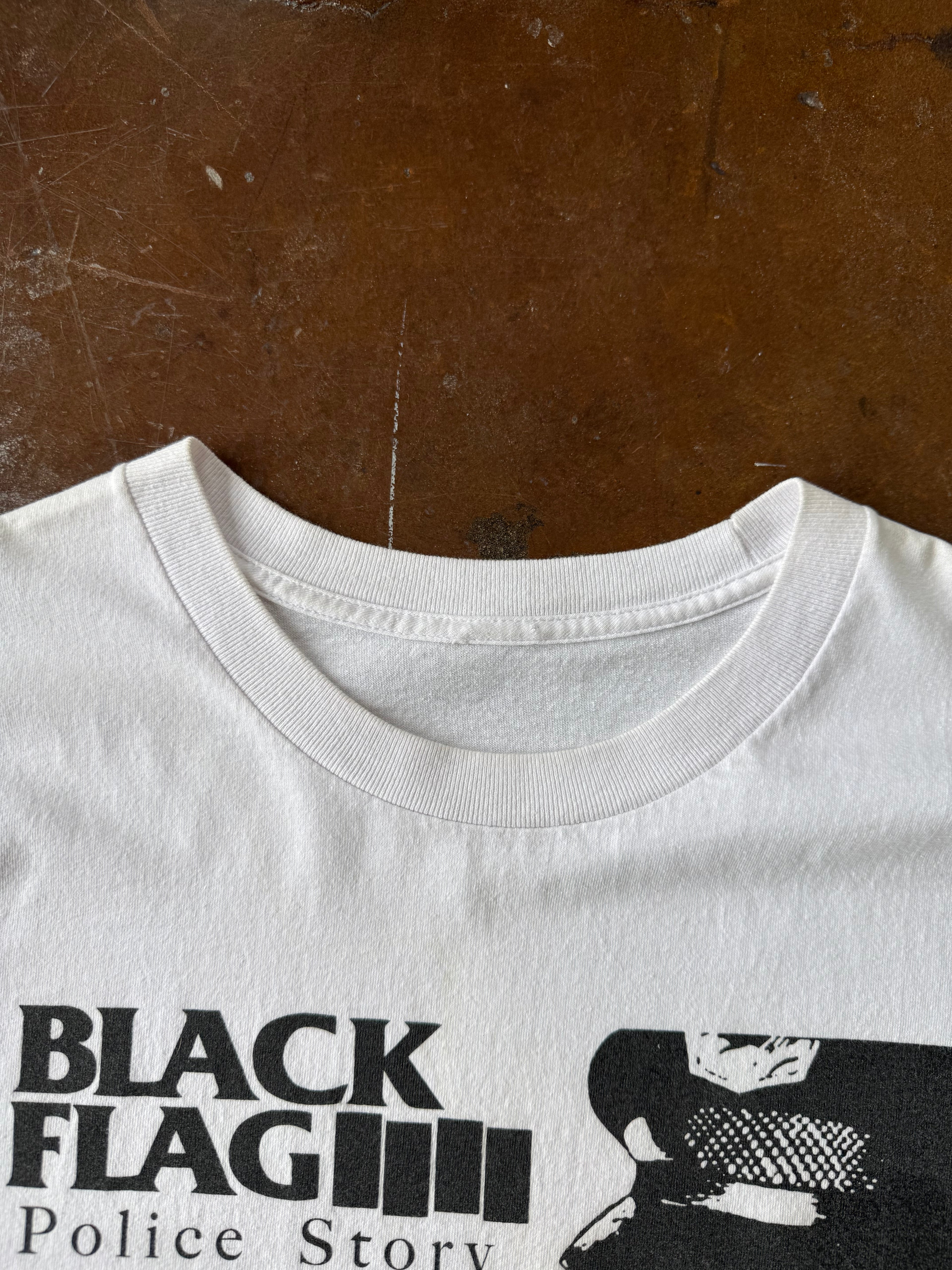 90s Black Flag "police story" band shirt (XL)