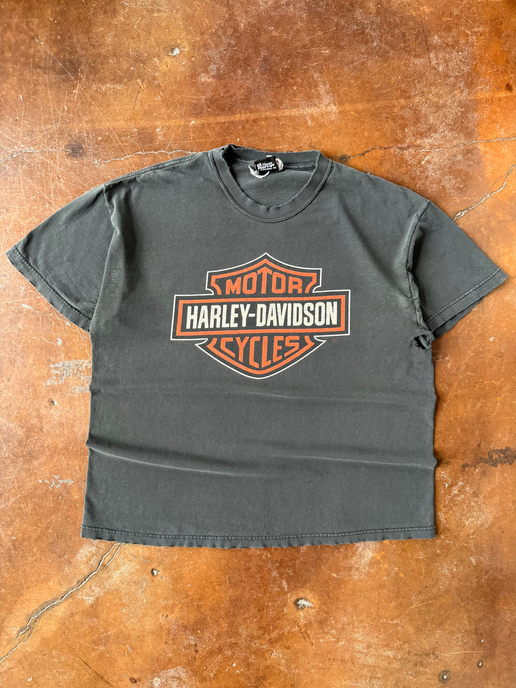 2000s Harley Davidson "classic logo" biker shirt (XL)