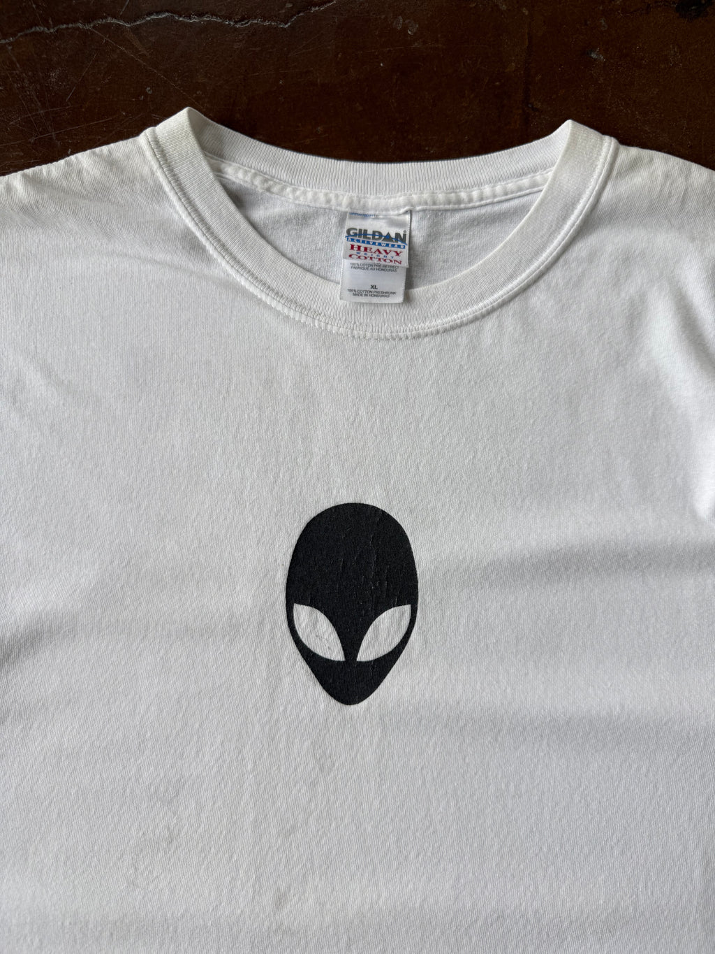 2000s Alienware "ultimate gaming machine" logo shirt (XL)