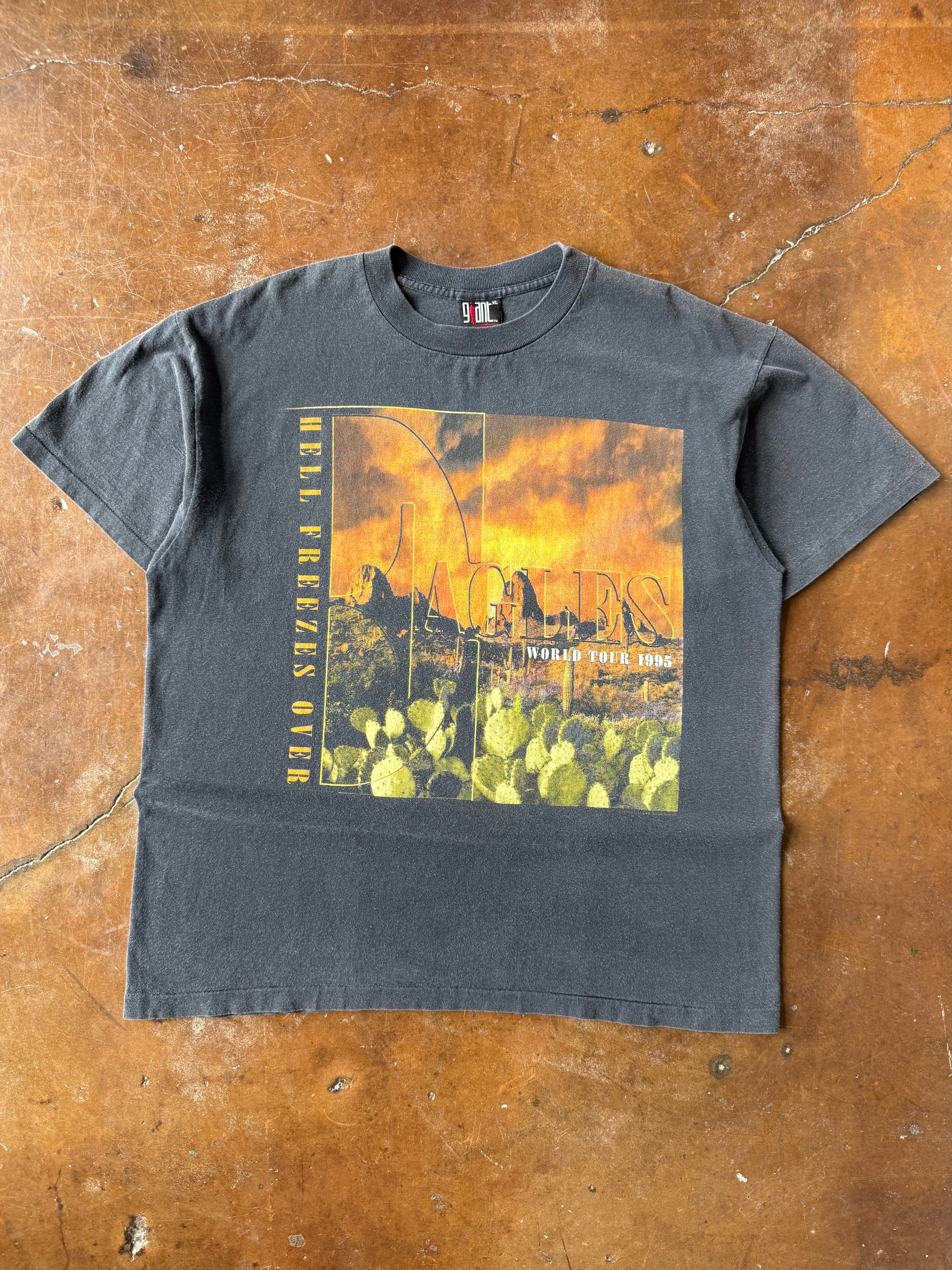 1995 Eagles "hell freezes over" band shirt (XL)