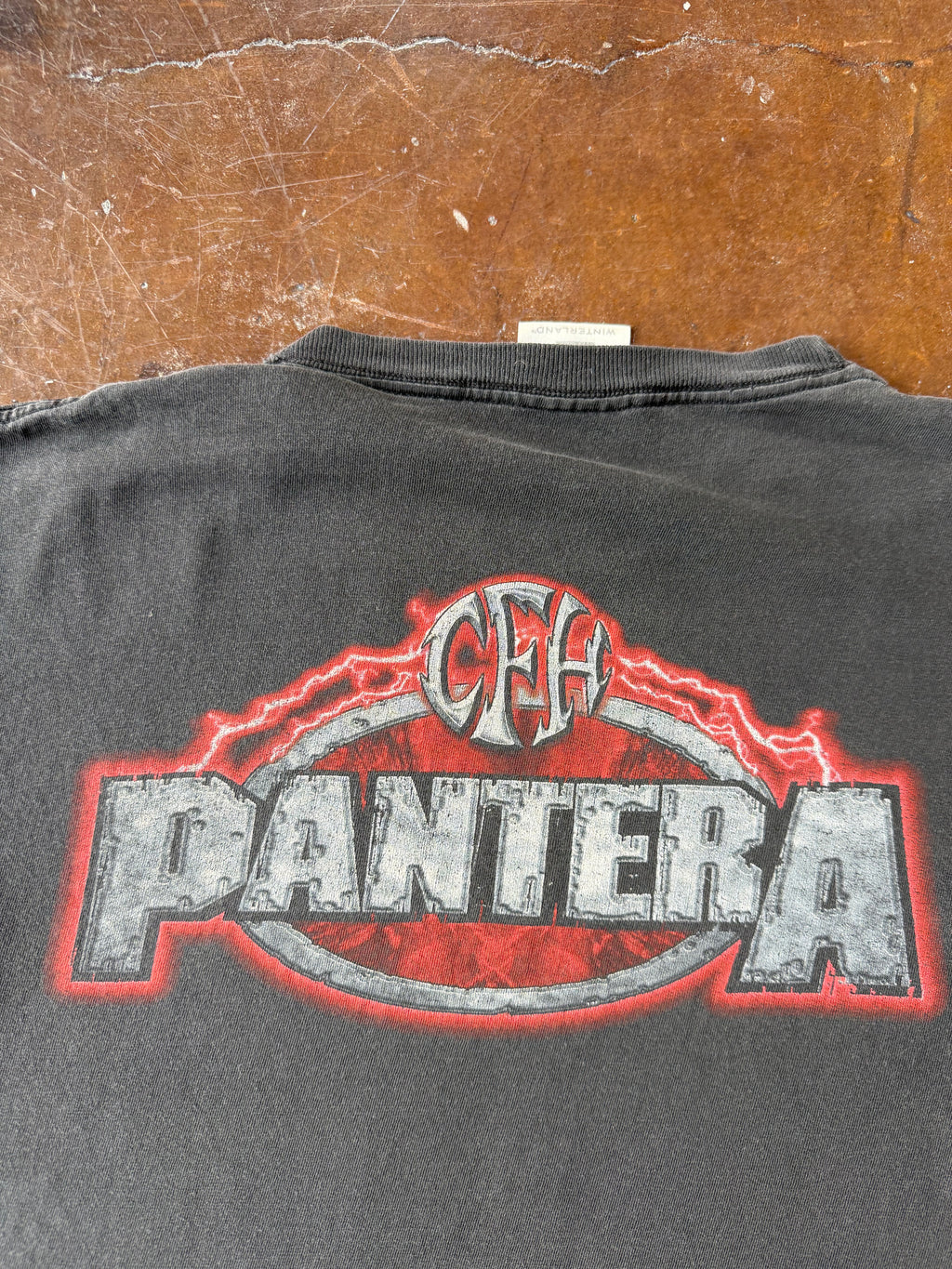 2000 Pantera "cowboys from hell" band shirt (LARGE)
