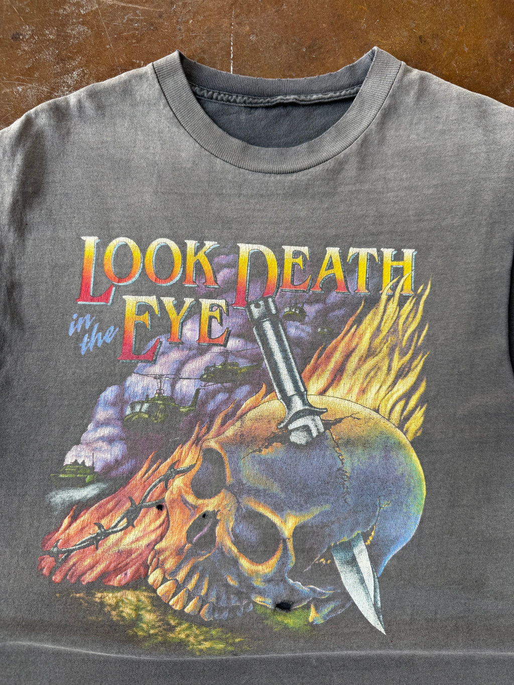 90s faded Redeye Choppers "look death in the eye" cut-off shirt (LARGE)