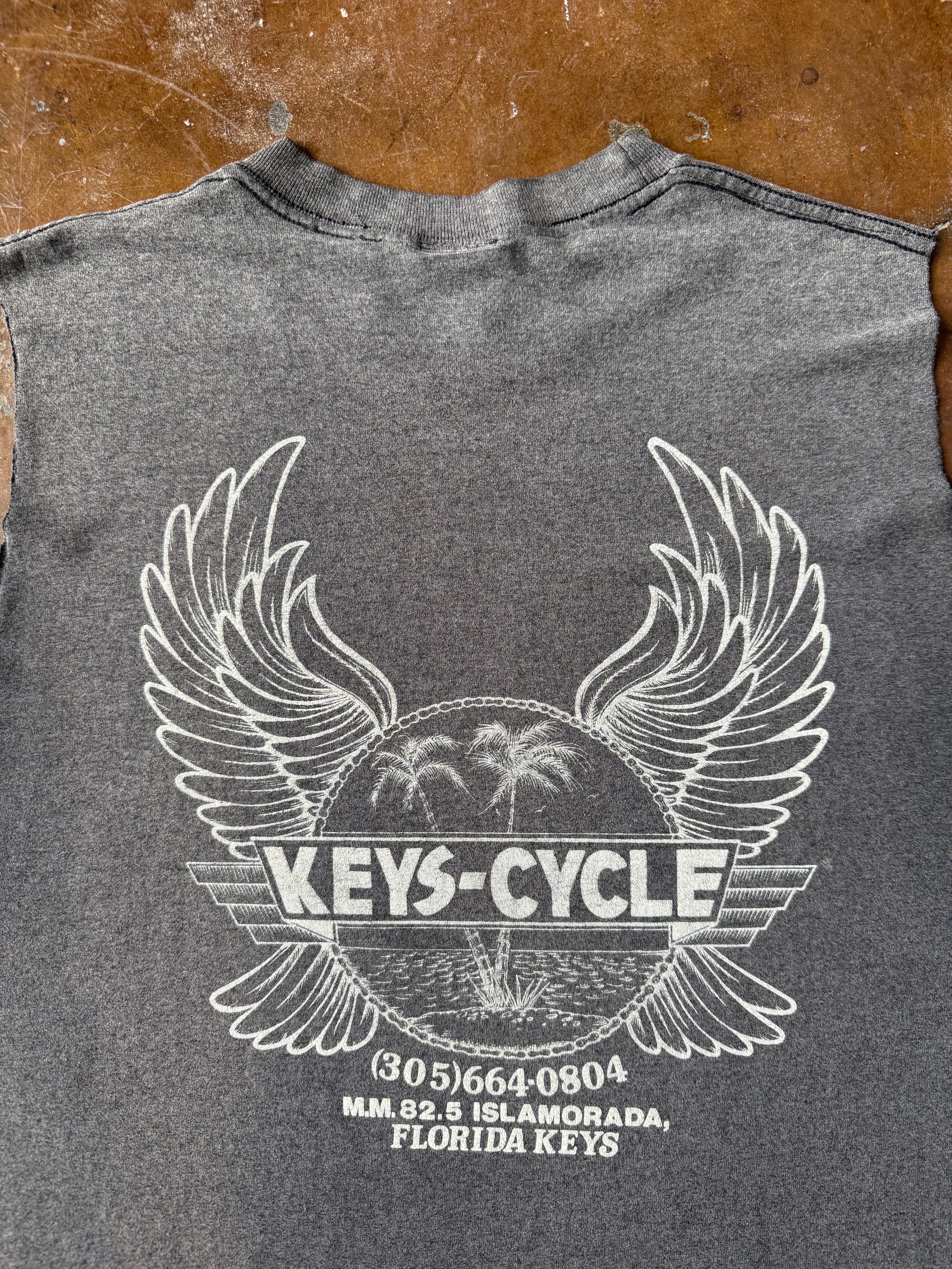 90s Harley Davidson "nobody's ol' lady" biker cut-off shirt (LARGE)