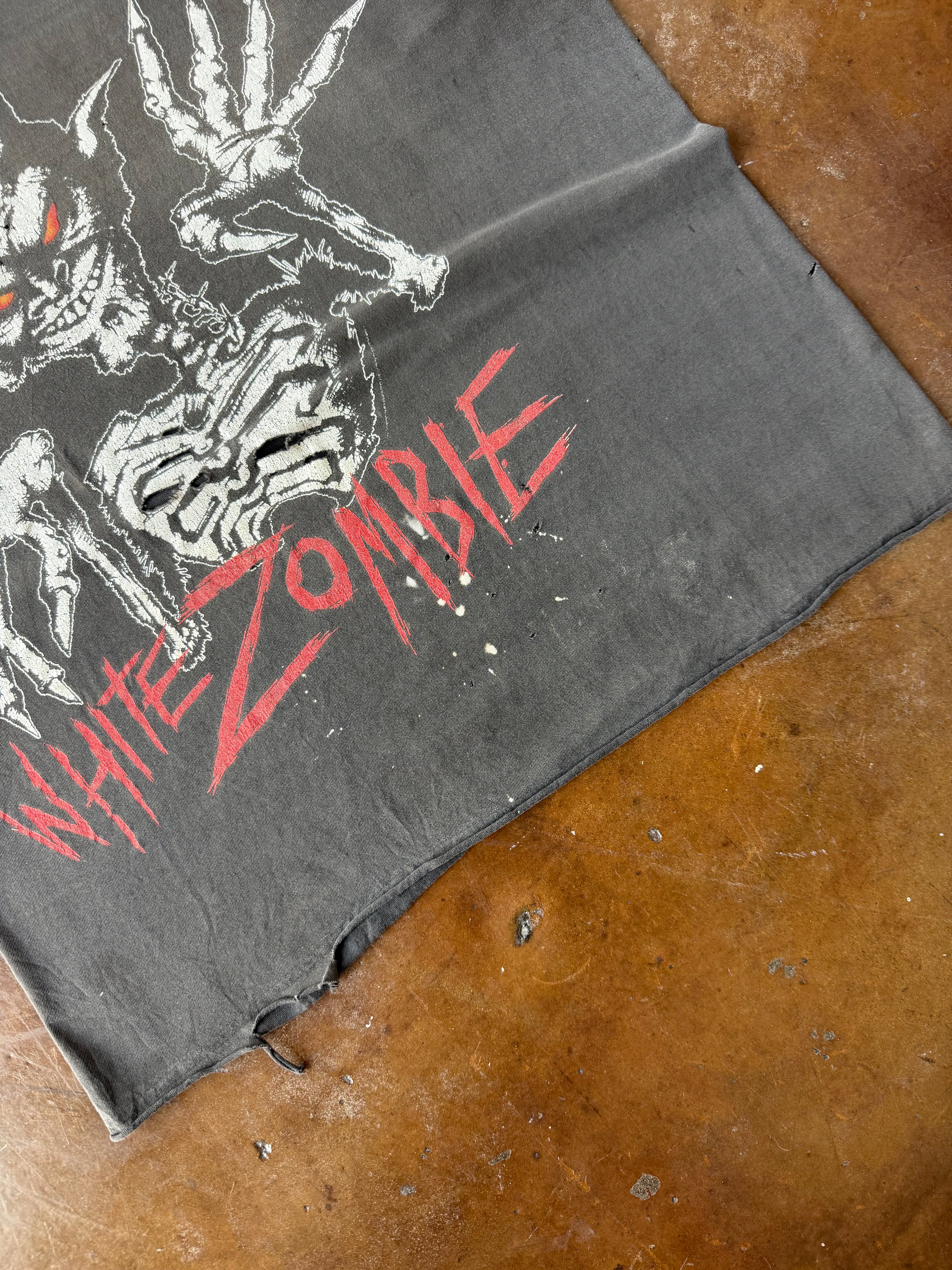 90s faded & distressed White Zombie band shirt (XL)