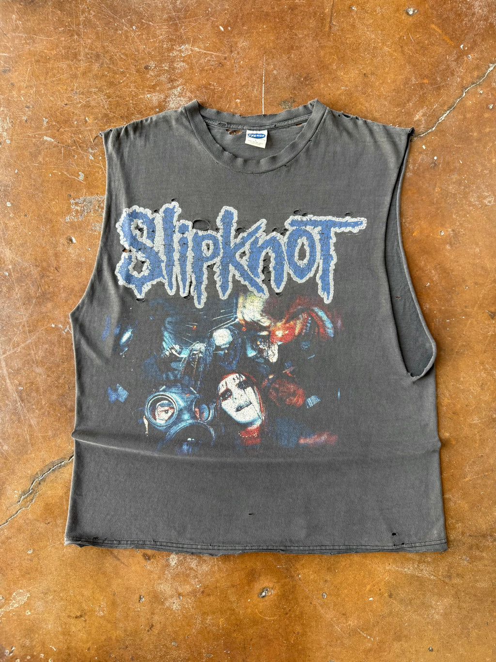 2001 faded & distressed Slipkont cut-off band shirt (LARGE)