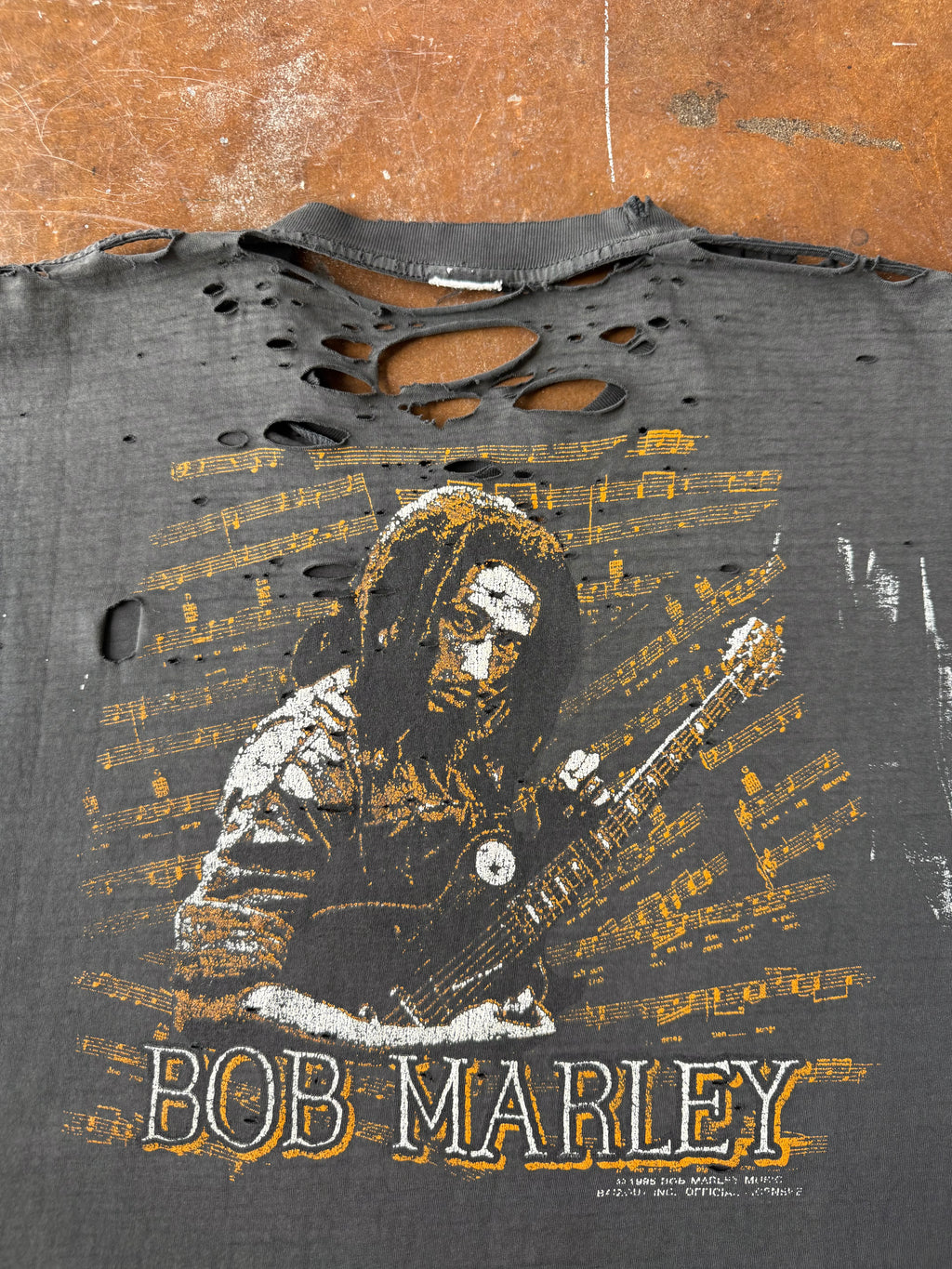 1995 faded & distressed Bob Marley shirt (XL)