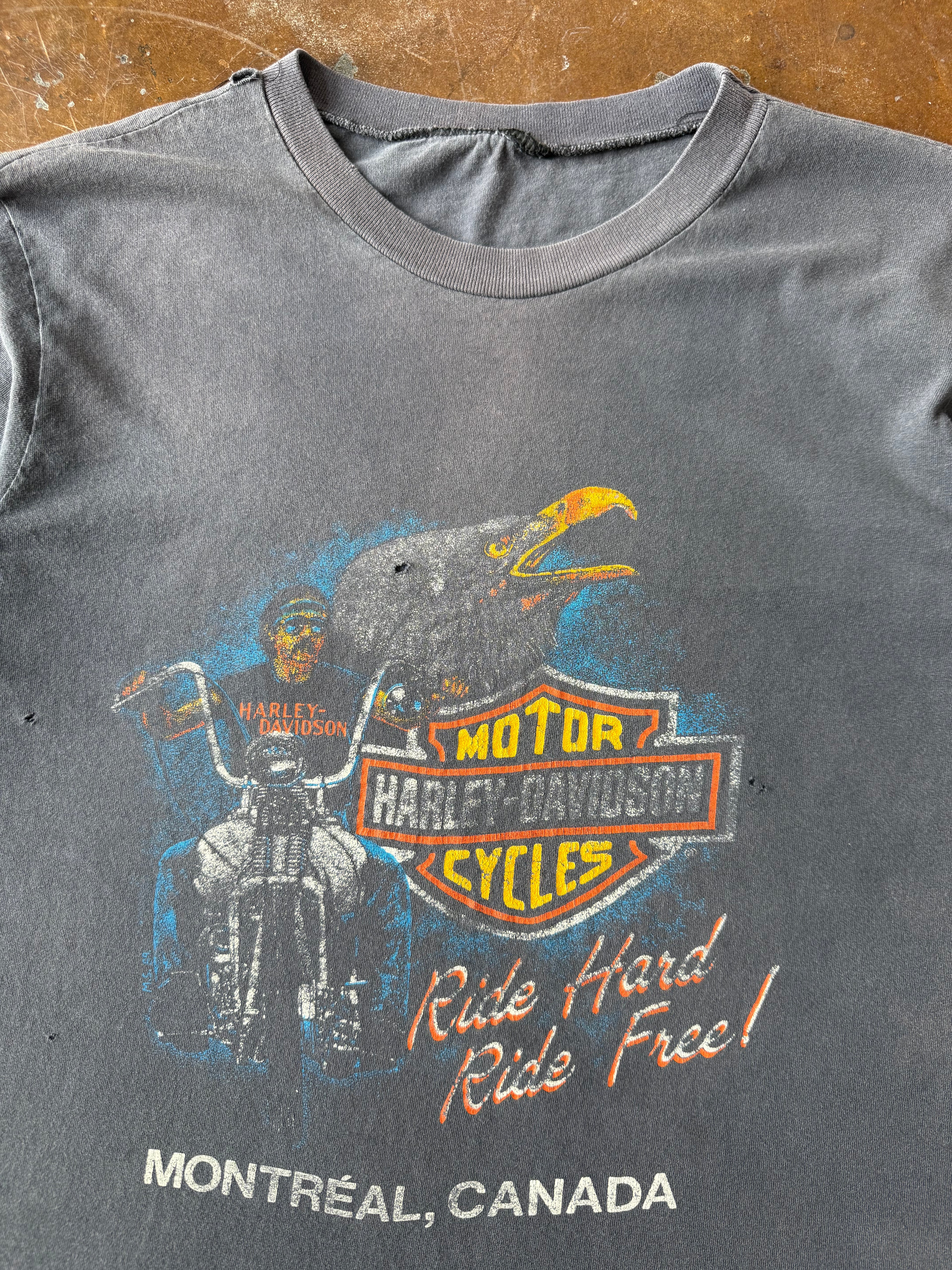 90s faded & lightly distressed Harley Davidson "ride free" canada biker shirt (XL)