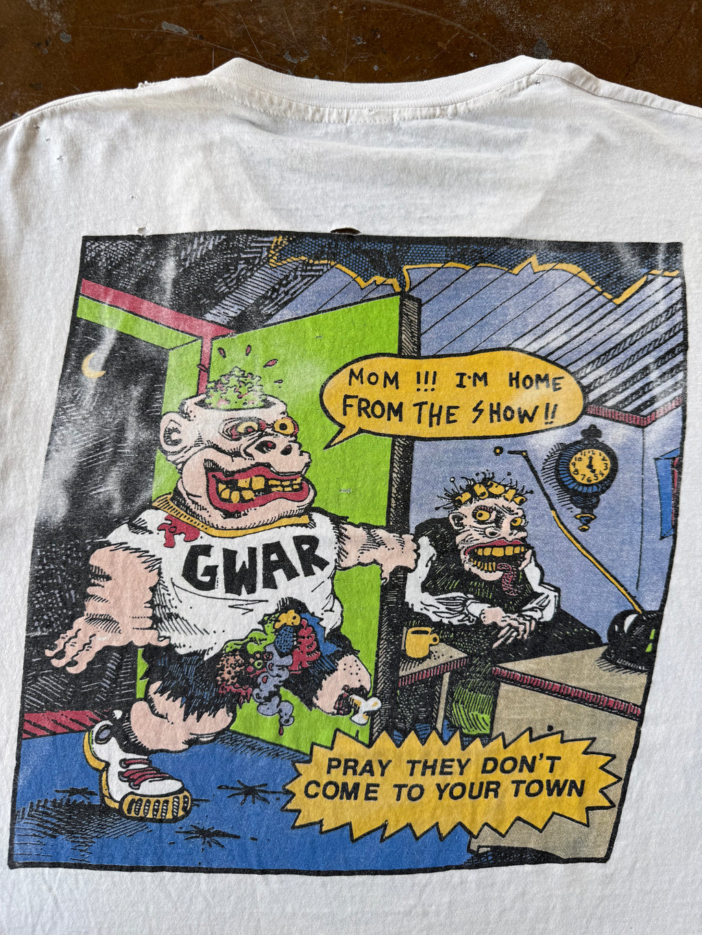 1992 lightly distressed Gwar "they dont come to your town" band shirt (LARGE)