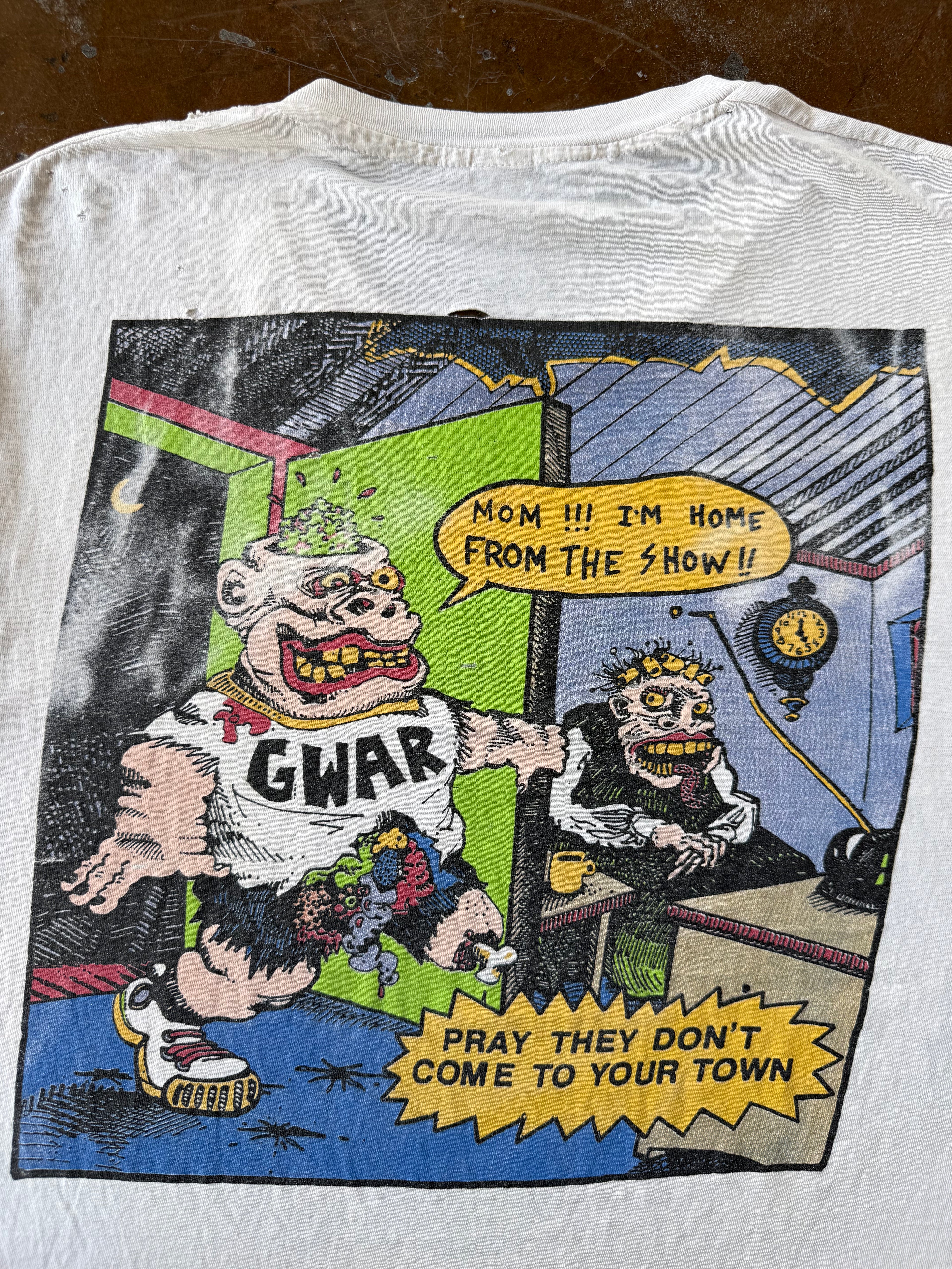 1992 lightly distressed Gwar "they dont come to your town" band shirt (LARGE)