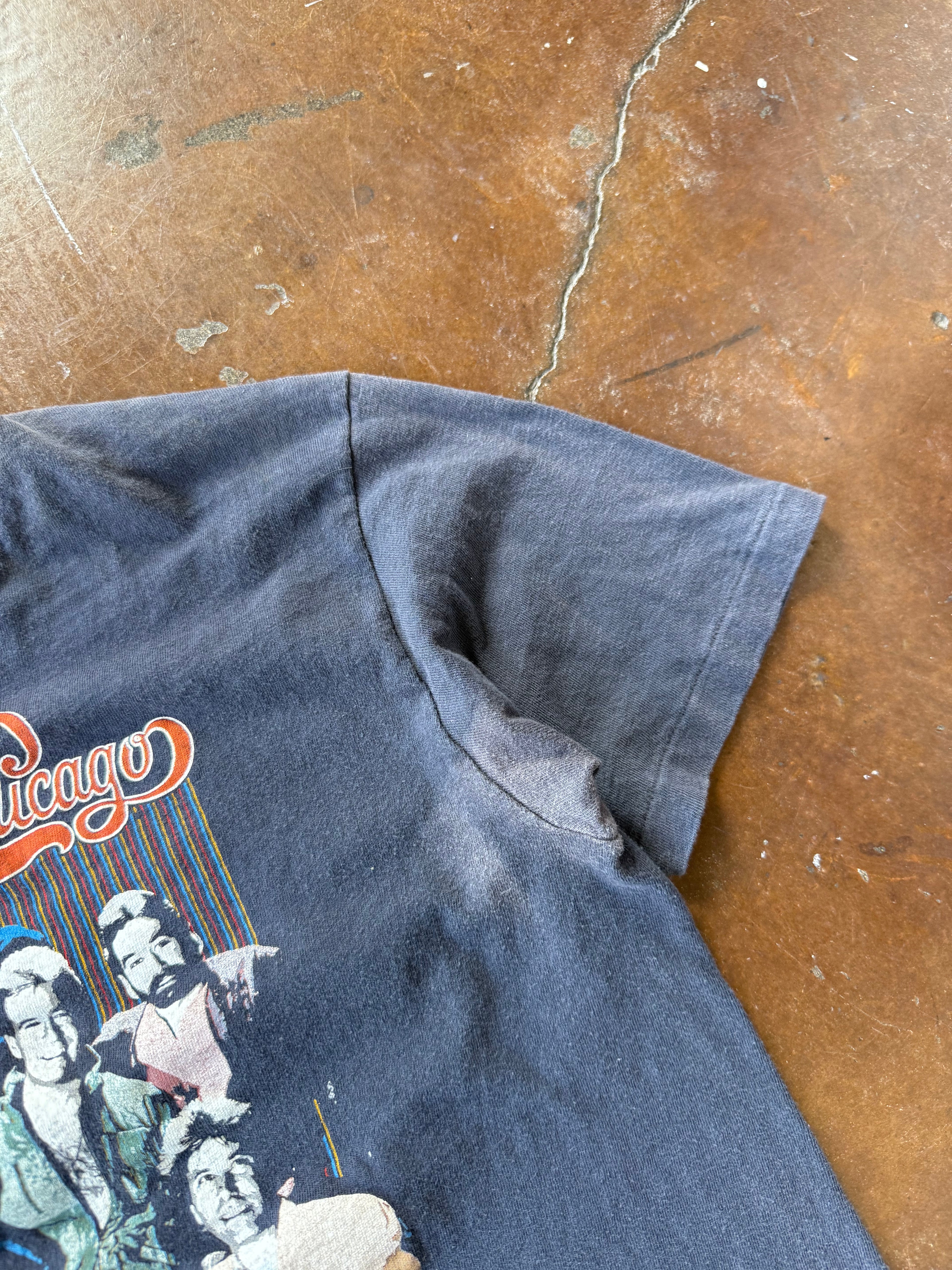 1984 Chicago "on tour" band shirt (MEDIUM)