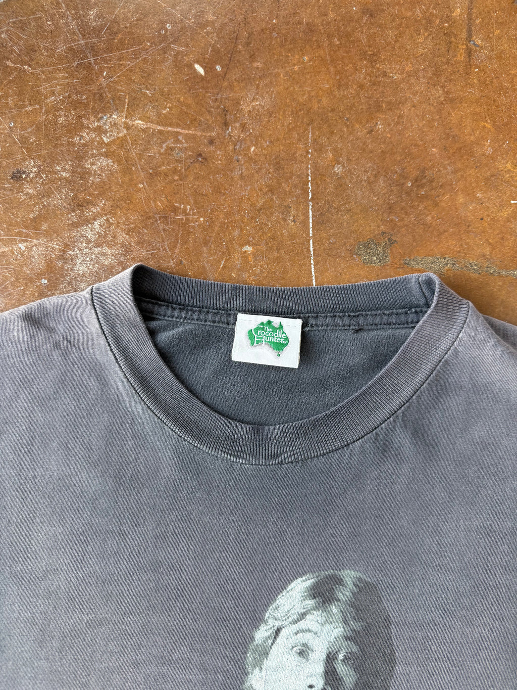 2000s faded Steve Irwin "crocodile hunter" shirt (XL)