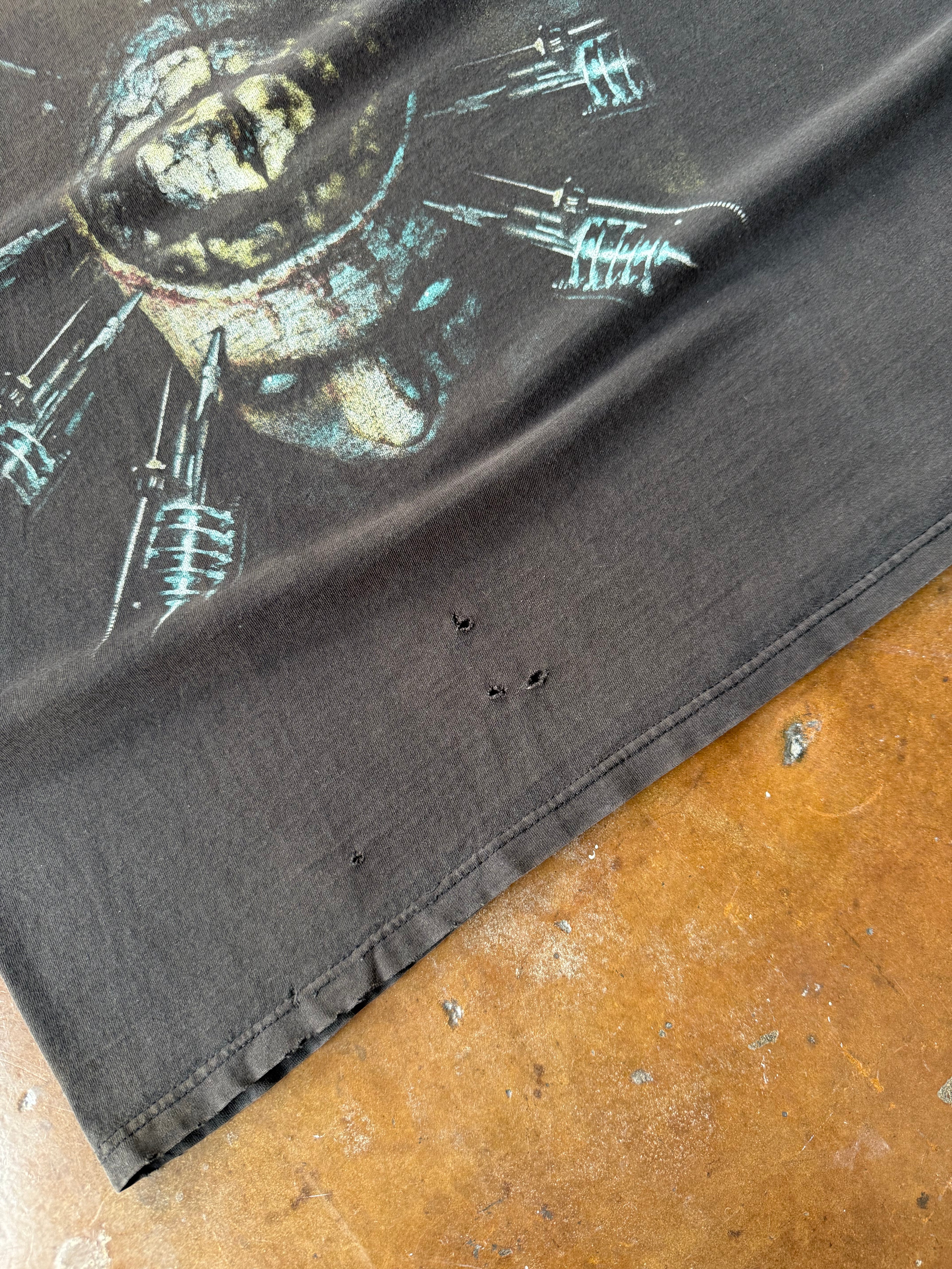 1999 lightly faded Six Feet Under "maximum violence" band shirt (XL)