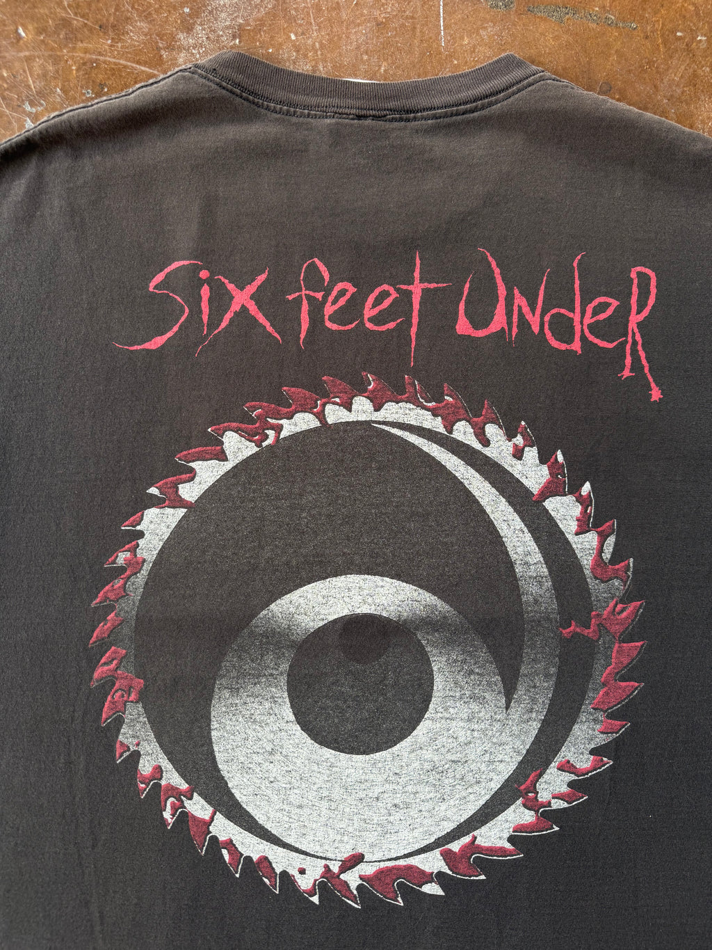 1999 lightly faded Six Feet Under "maximum violence" band shirt (XL)