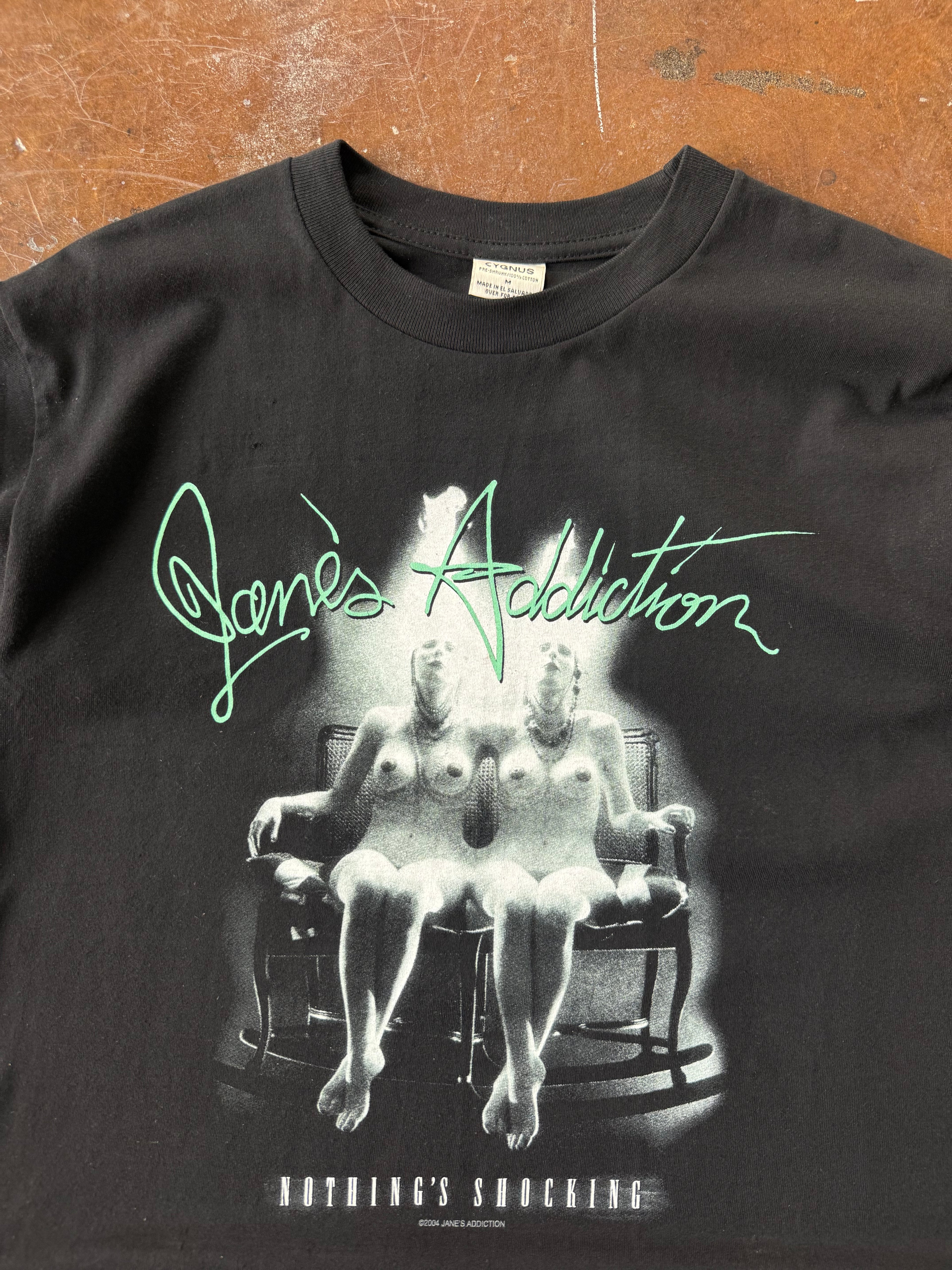 2004 Jane's Addiction "nothing's shocking" band shirt (MEDIUM)