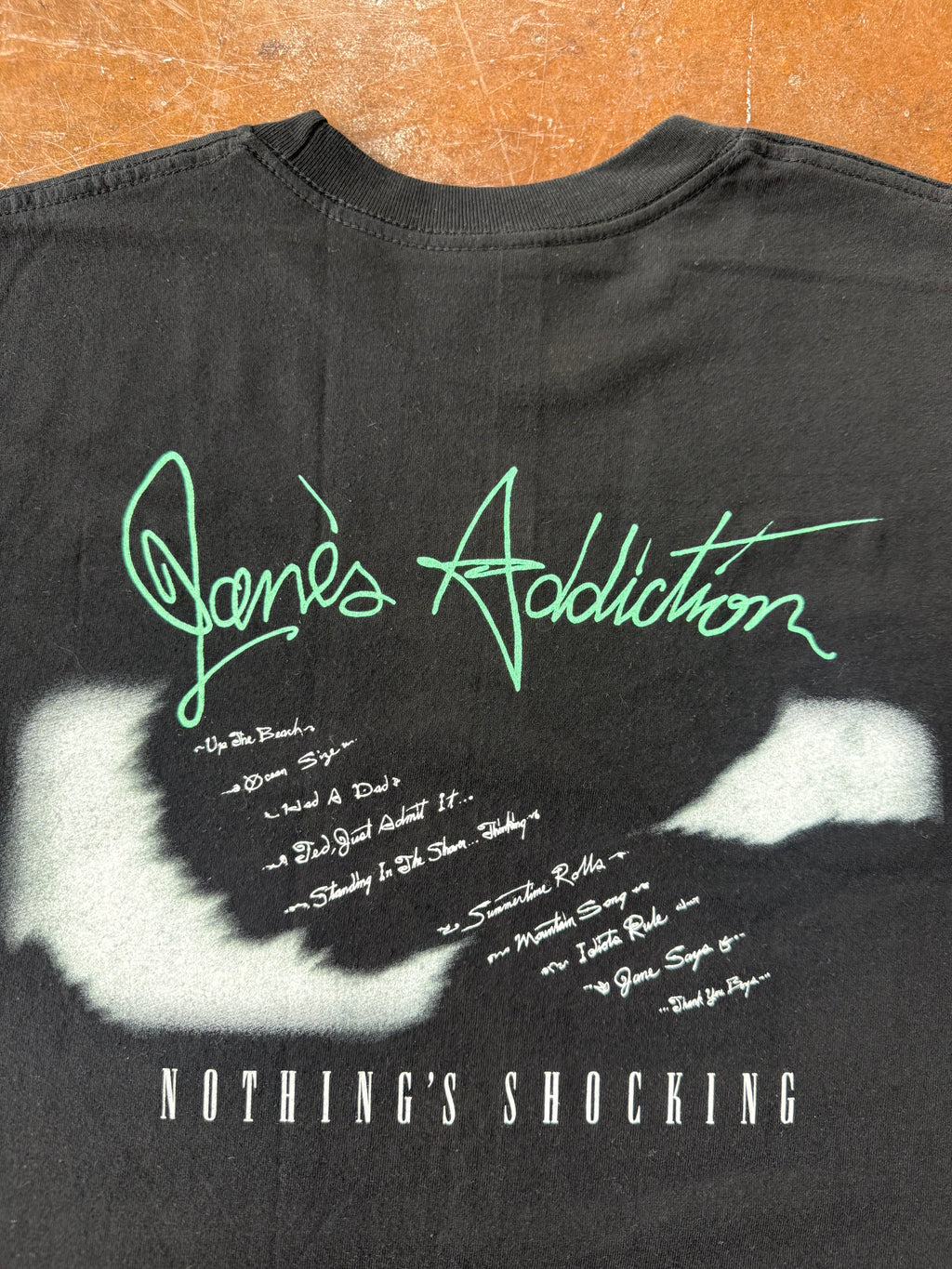 2004 Jane's Addiction "nothing's shocking" band shirt (MEDIUM)