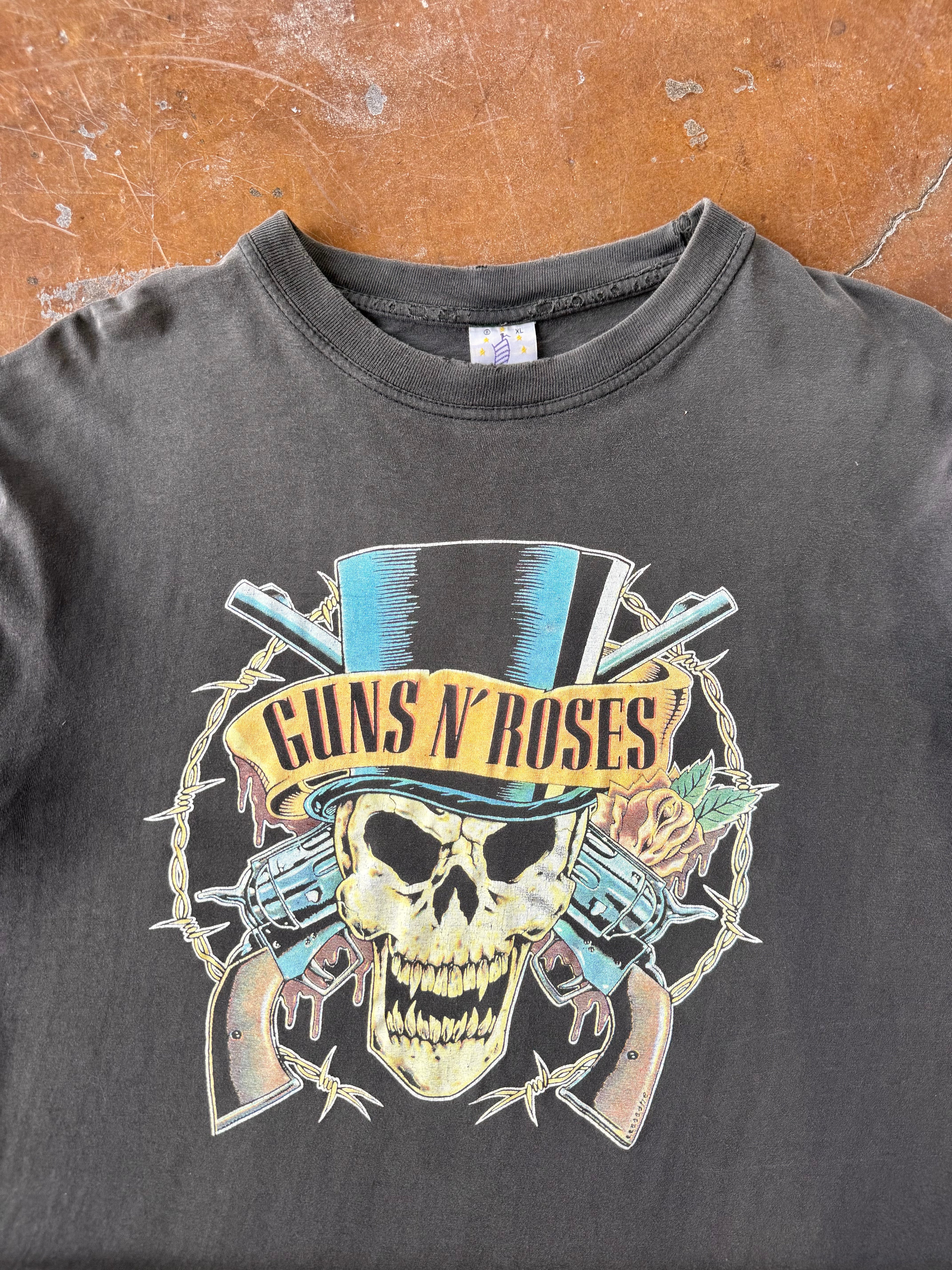 2000s Guns N' Roses euro band shirt (XL)