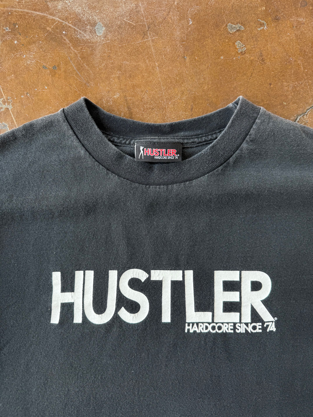 2000s Hustler Magazine shirt (MEDIUM)