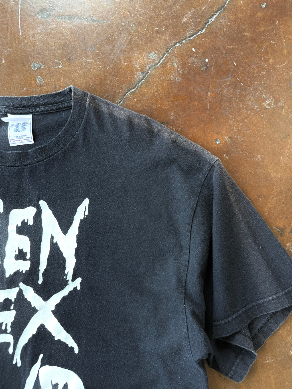 2000s Alien Sex Fiend quote shirt (XL)