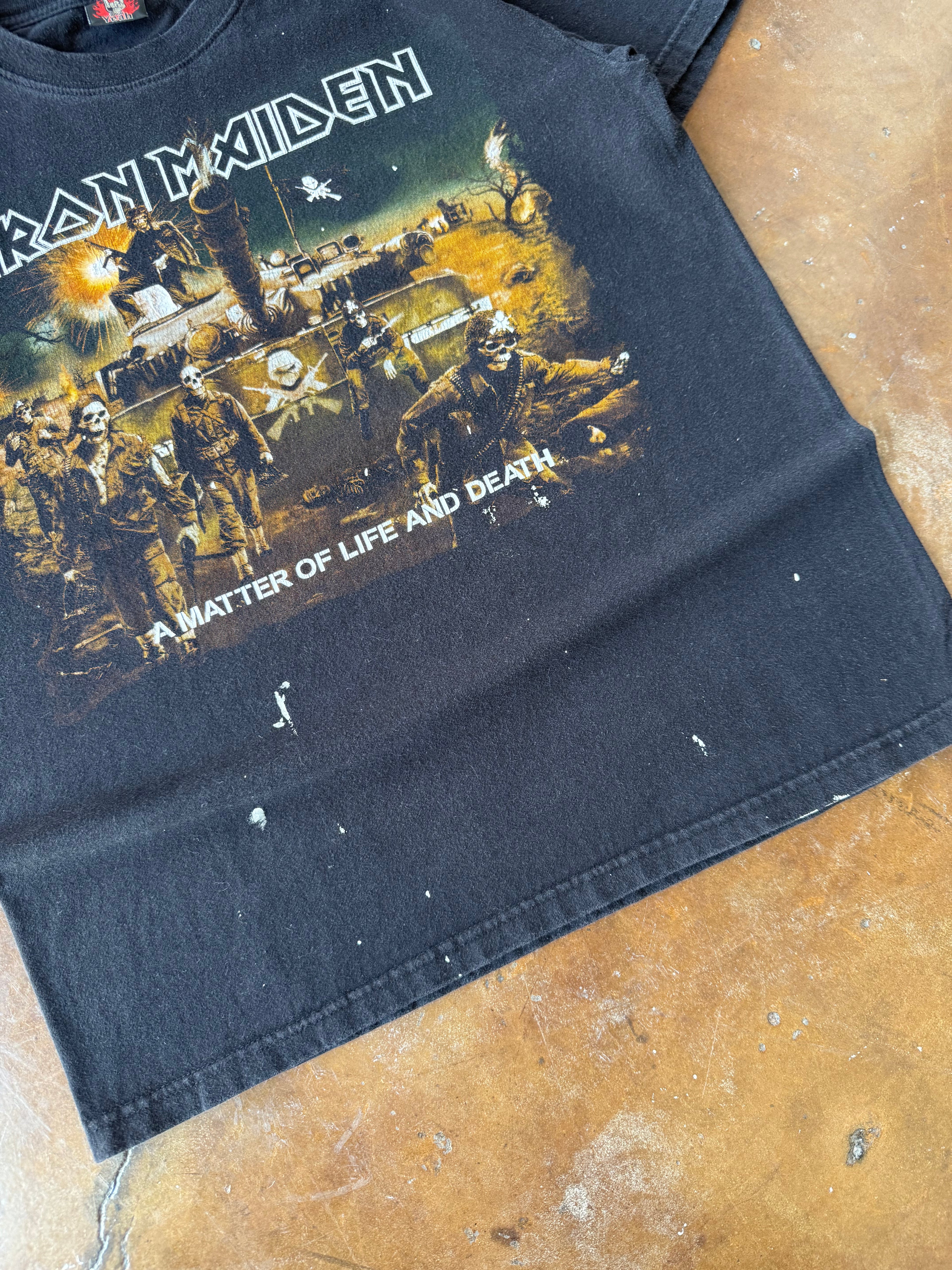 2000s Iron Maiden "a matter of life and death" band shirt (MEDIUM)