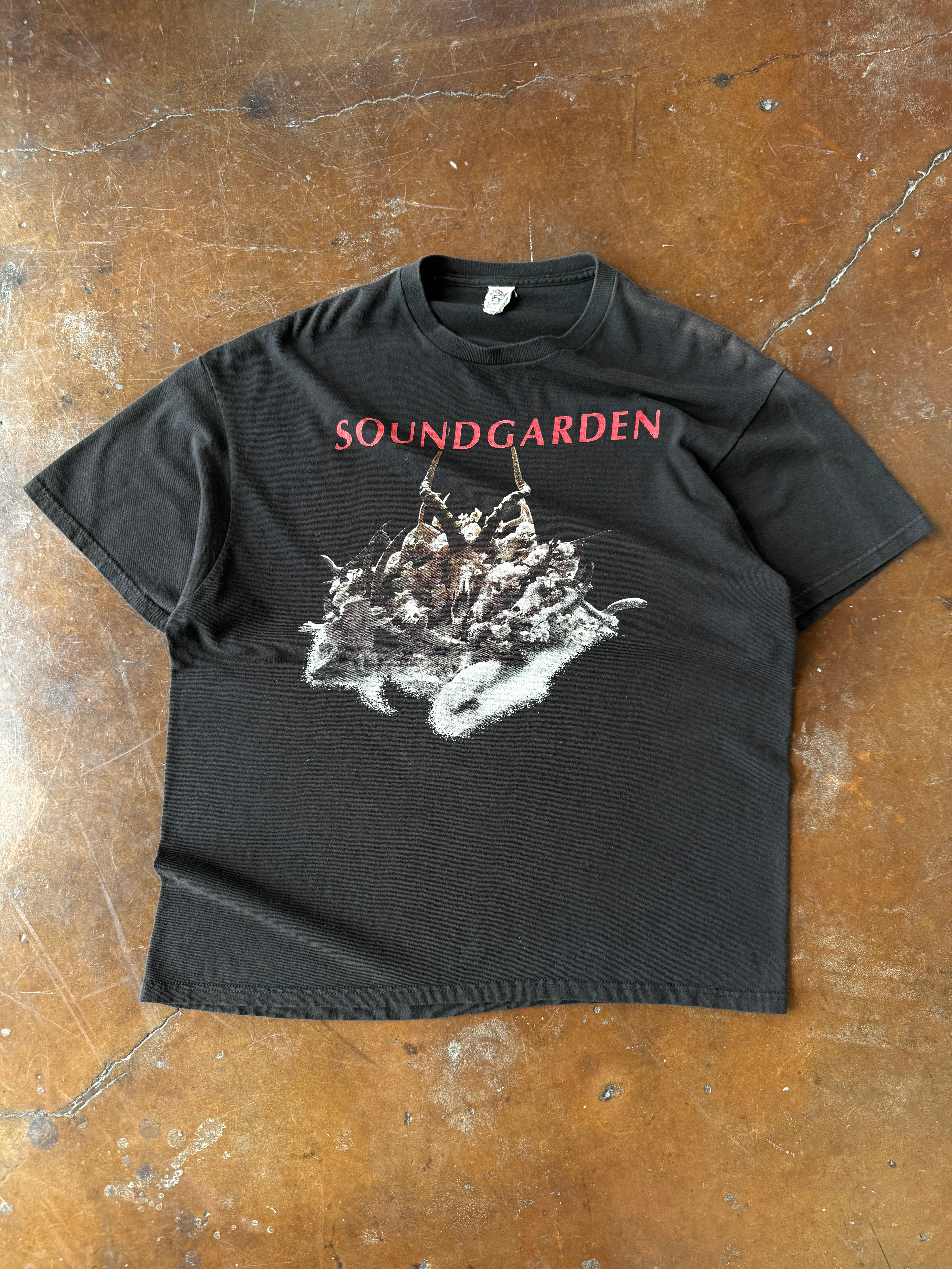 2013 Soundgarden tour band shirt (XL)