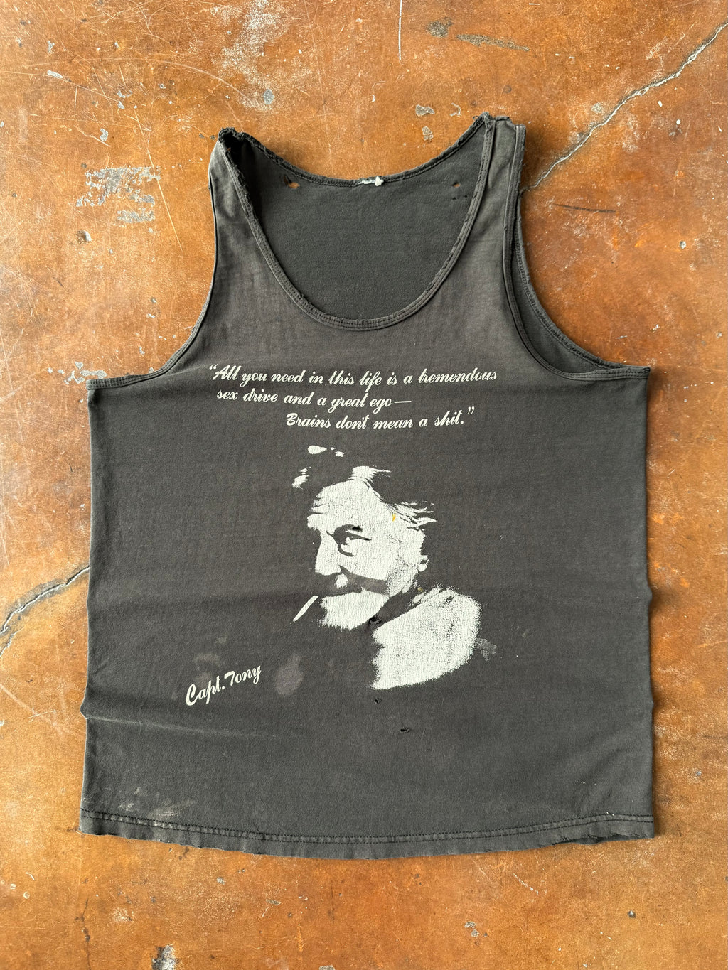 90s faded & distressed Captain Tony's Saloon tank top (LARGE)