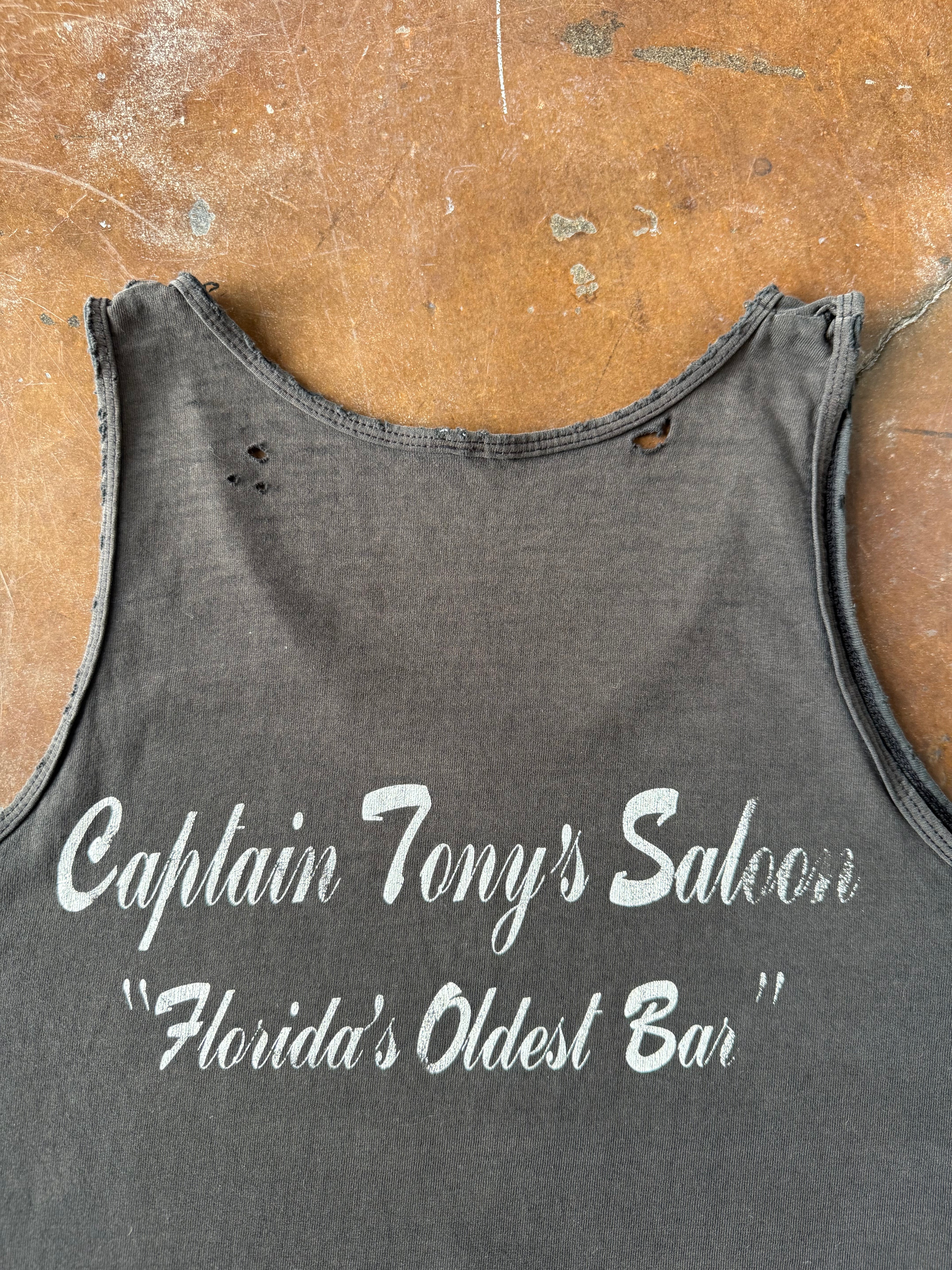 90s faded & distressed Captain Tony's Saloon tank top (LARGE)