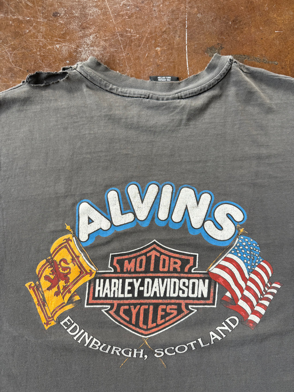 90s faded & lightly distressed Harley Davidson "live the legend" biker shirt (XL)