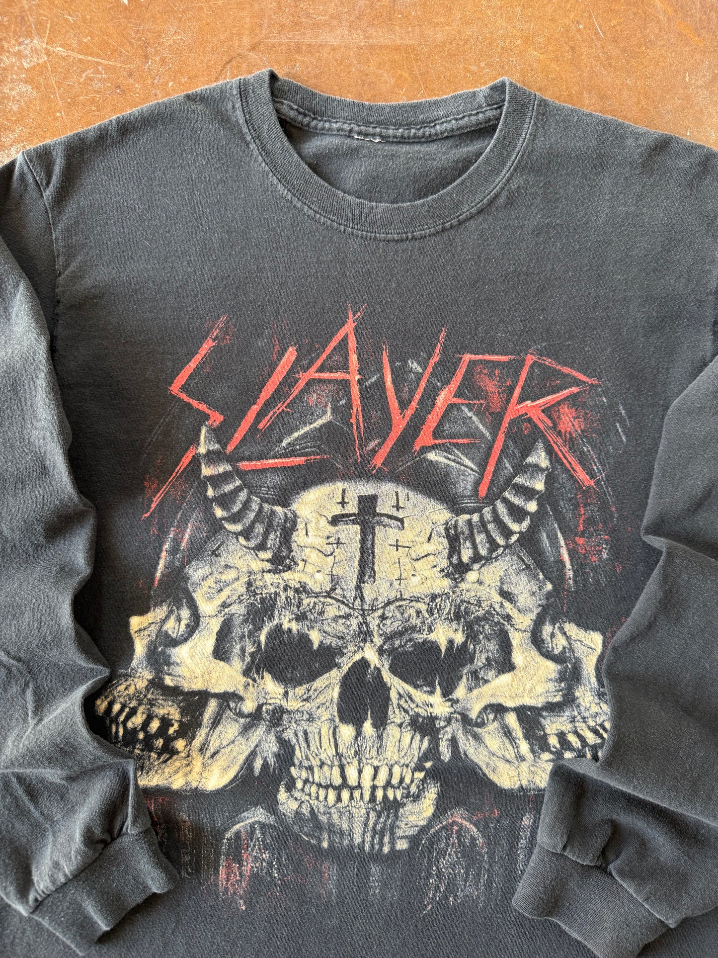 2000s Slayer "skullpile" band longsleeve shirt (MEDIUM)