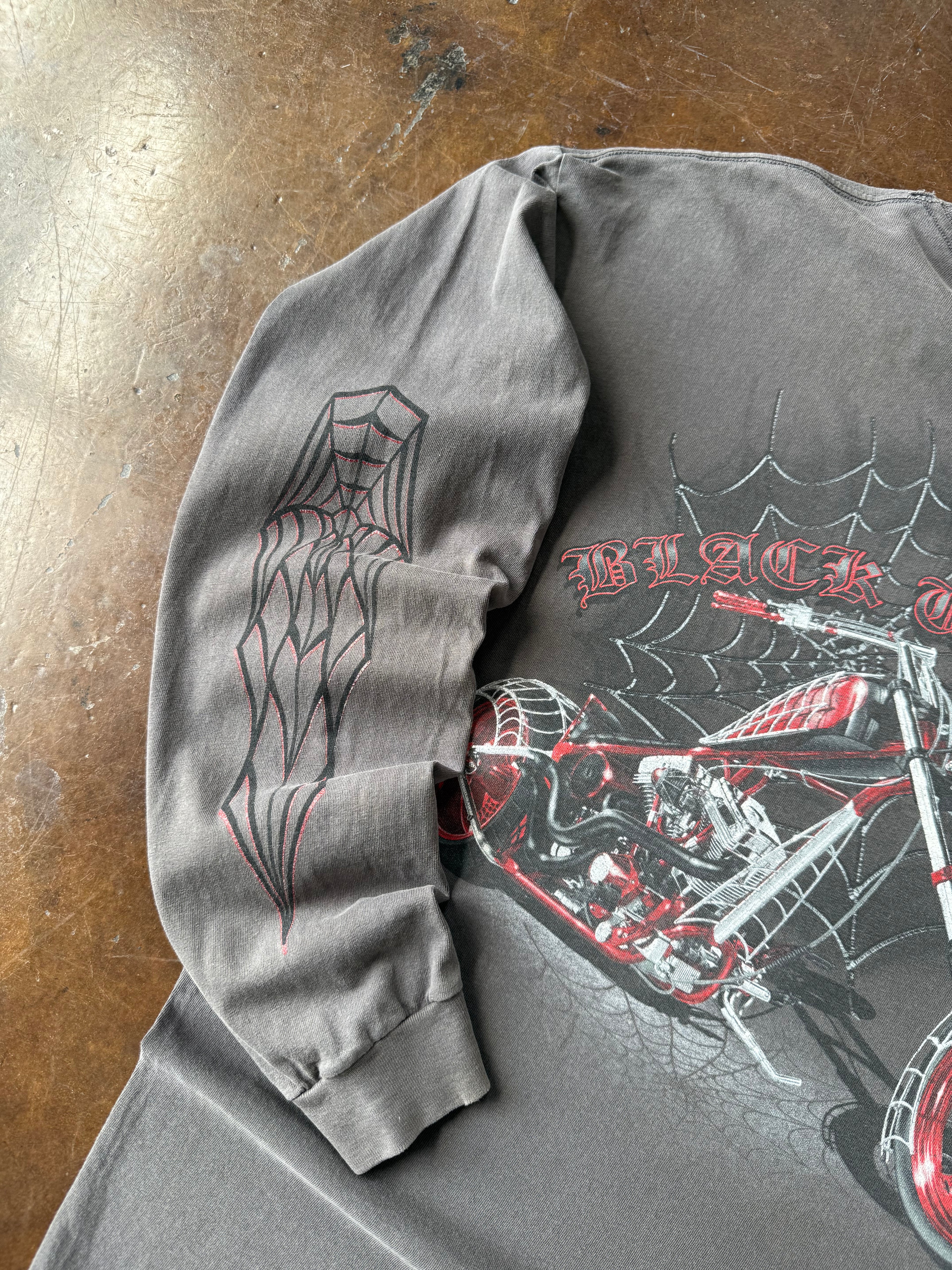 2000s American Chopper "black widow" spider longsleeve shirt (LARGE)