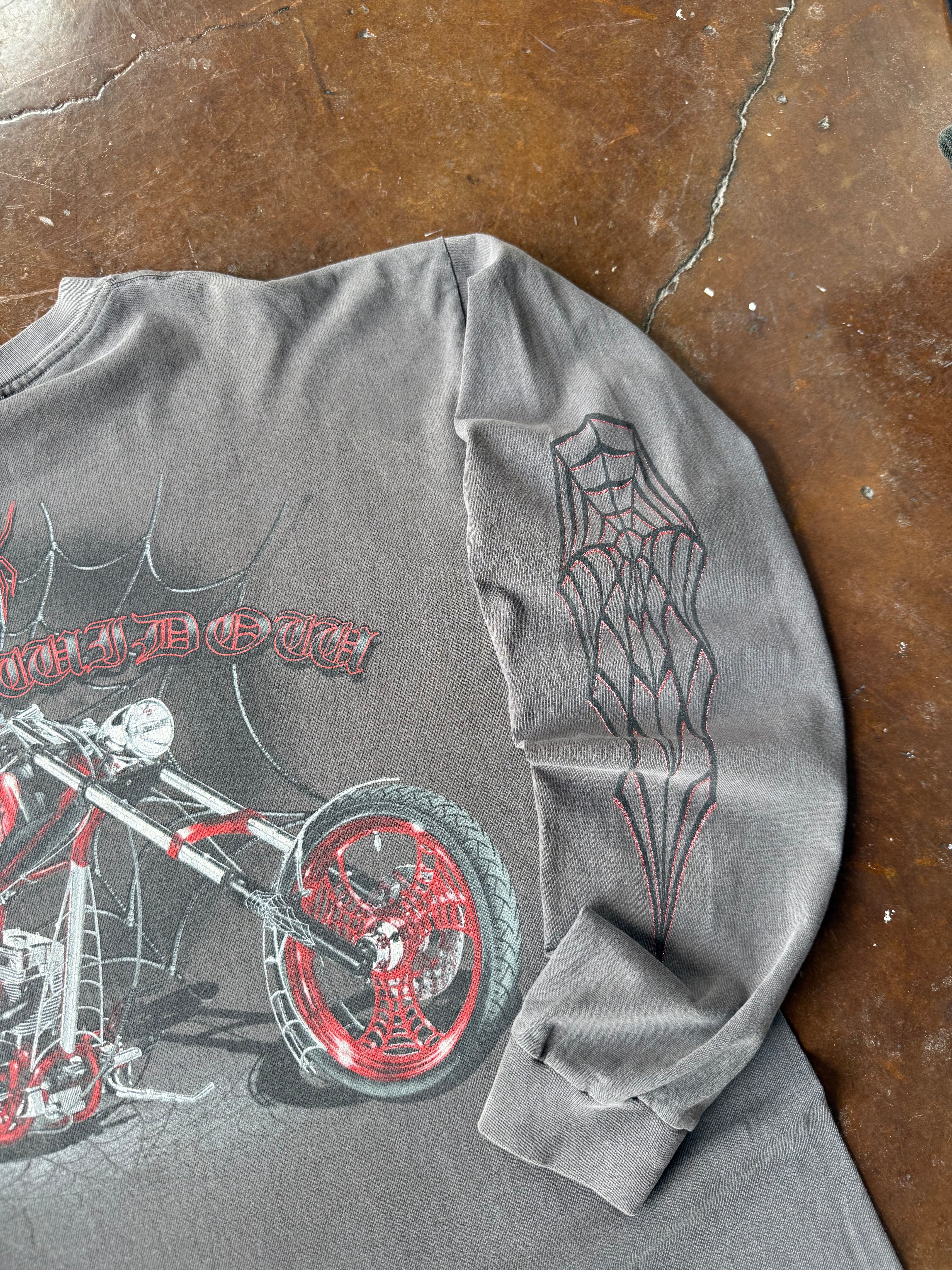 2000s American Chopper "black widow" spider longsleeve shirt (LARGE)