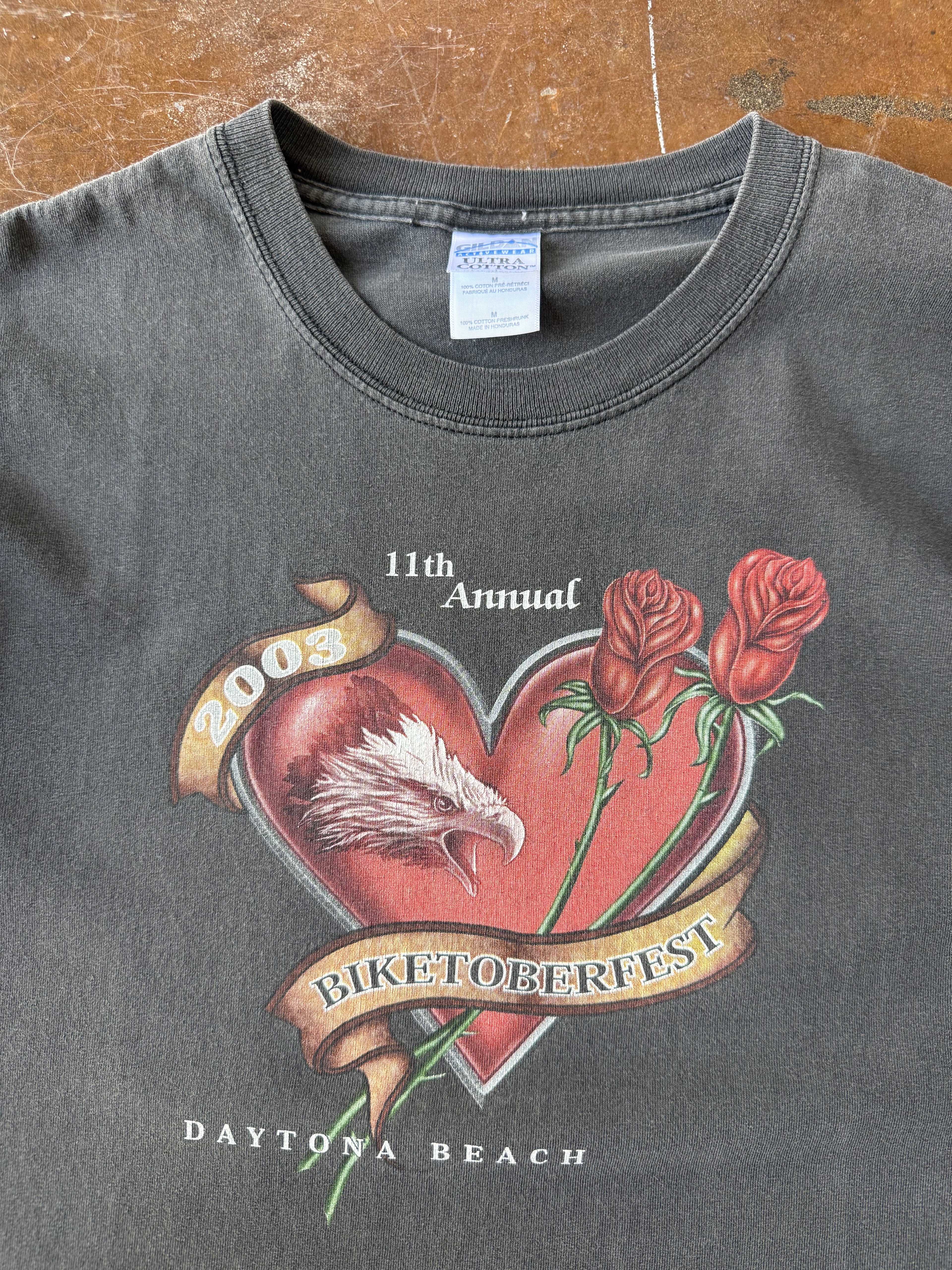 2003 Biketoberfest "rose pedals" biker shirt (MEDIUM)