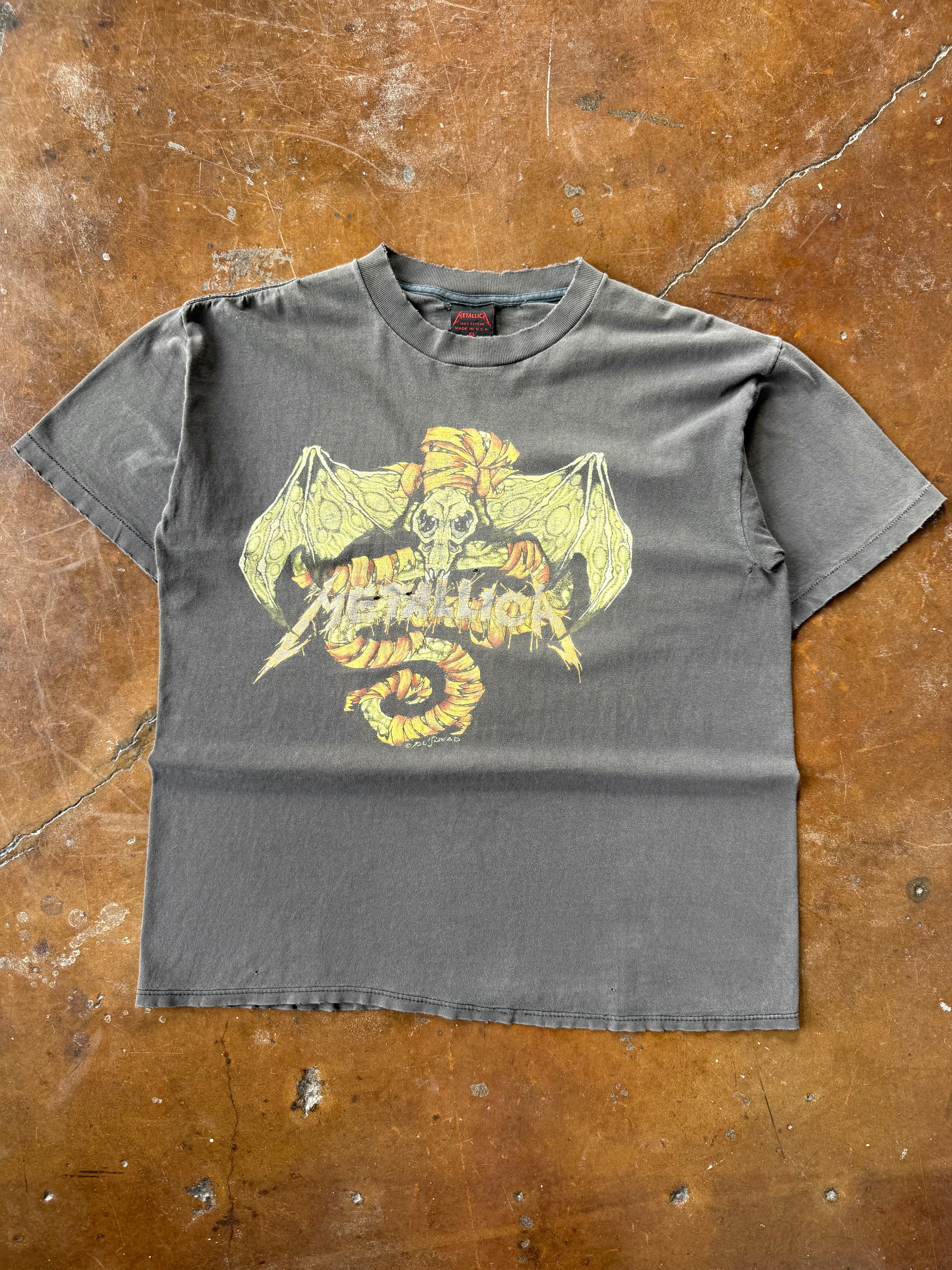90s faded & lightly distressed Metallica pushead shirt (XL)