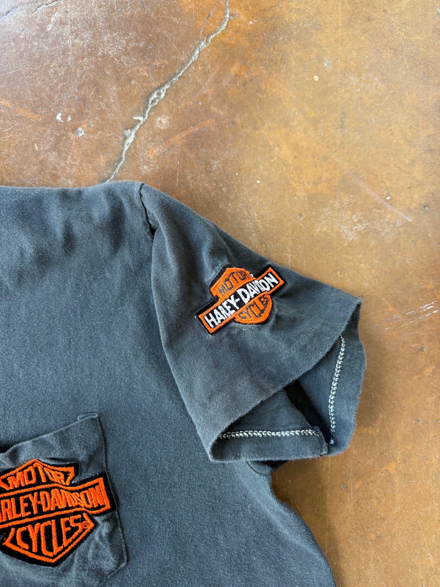 80s Harley Davidson embroidered logo pocket shirt (LARGE)