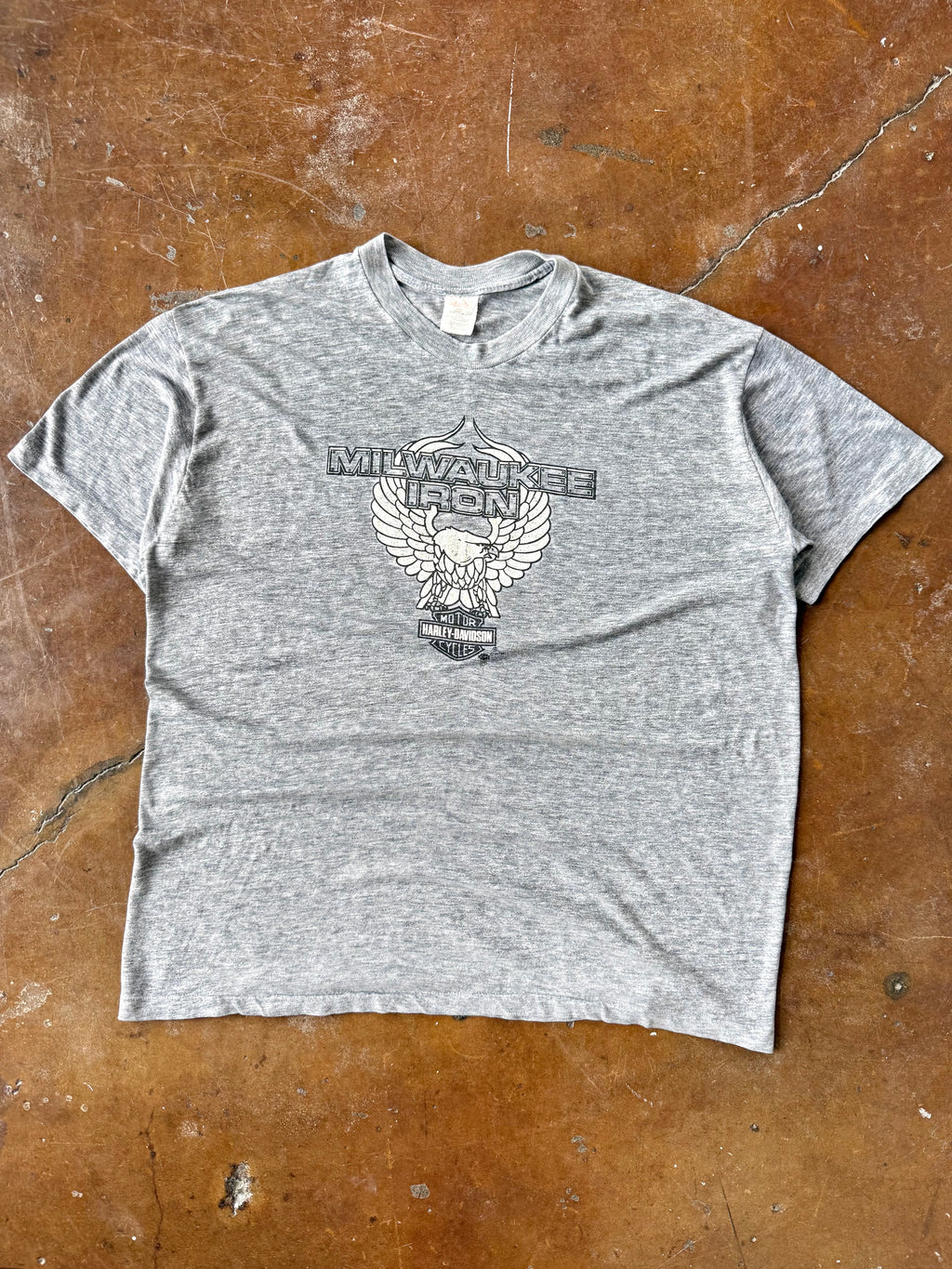 1981 Harley Davidson "milwaukee Iron" biker shirt (XL)