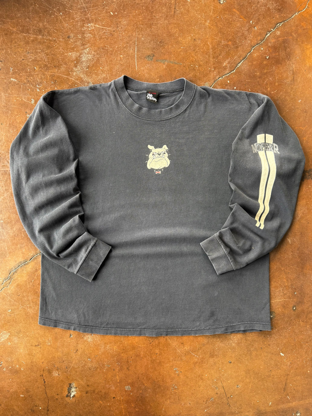 90s No Fear "bulldog" longsleeve shirt (XL)