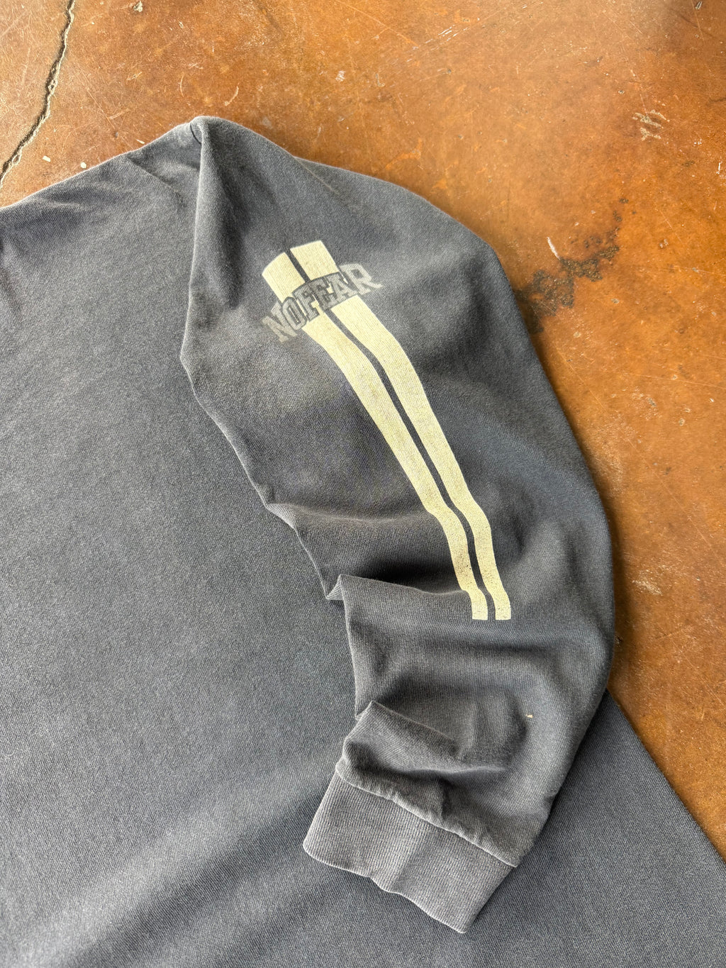 90s No Fear "bulldog" longsleeve shirt (XL)
