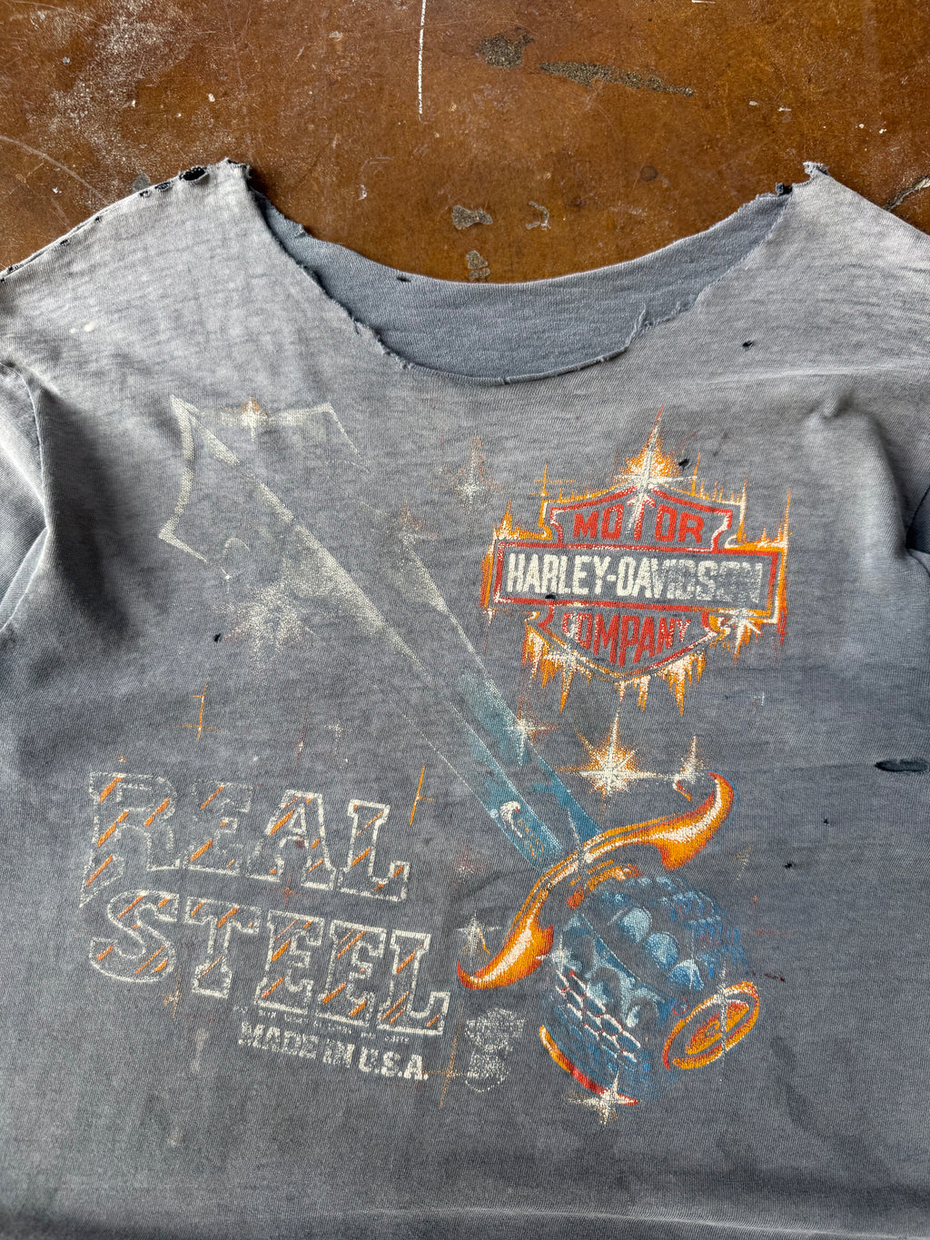 80s faded & distressed Harley Davidson "real steel" biker shirt (LARGE)