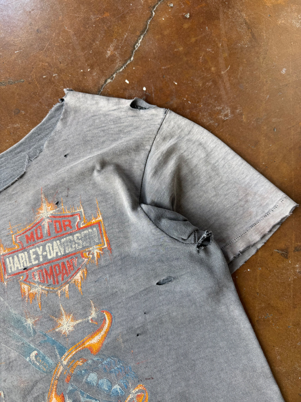 80s faded & distressed Harley Davidson "real steel" biker shirt (LARGE)